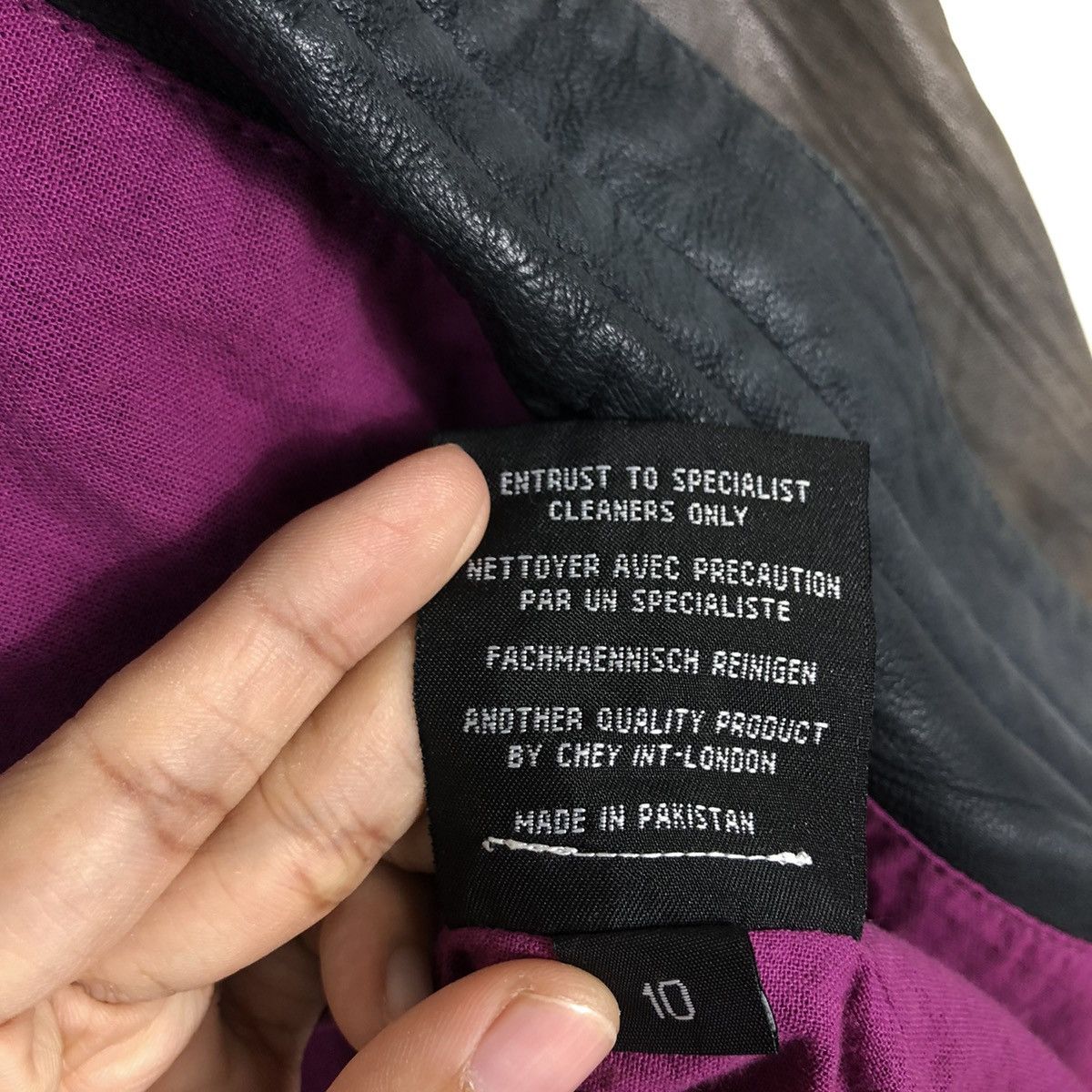 Japanese Brand 🔥90’s Unknown London Leather Biker Jacket Size US S / EU 44-46 / 1 - 15 Thumbnail