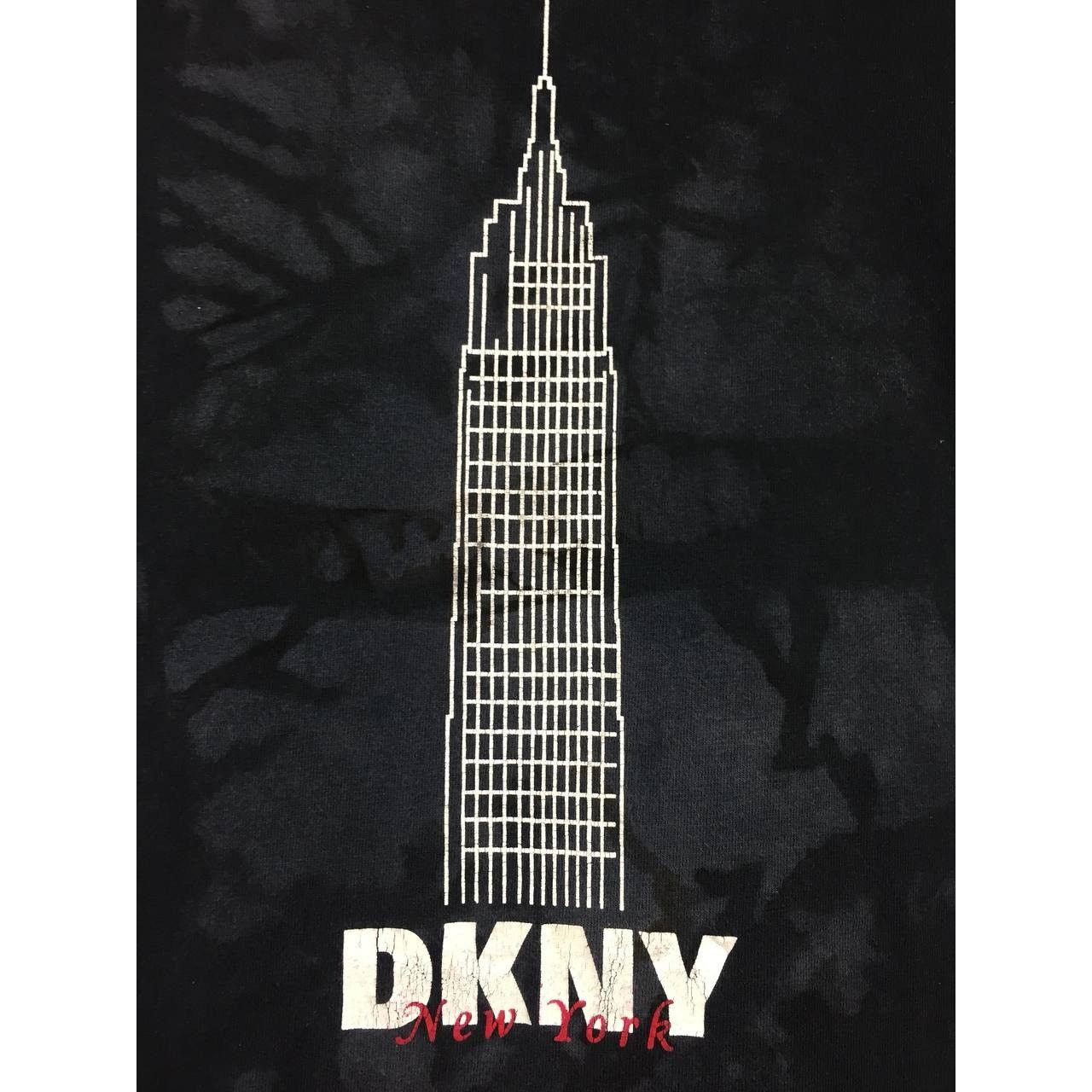 DKNY × Vintage Vtg 90s DKNY Empire State Building NY Single Stitch Tee Size US L / EU 52-54 / 3 - 4 Thumbnail