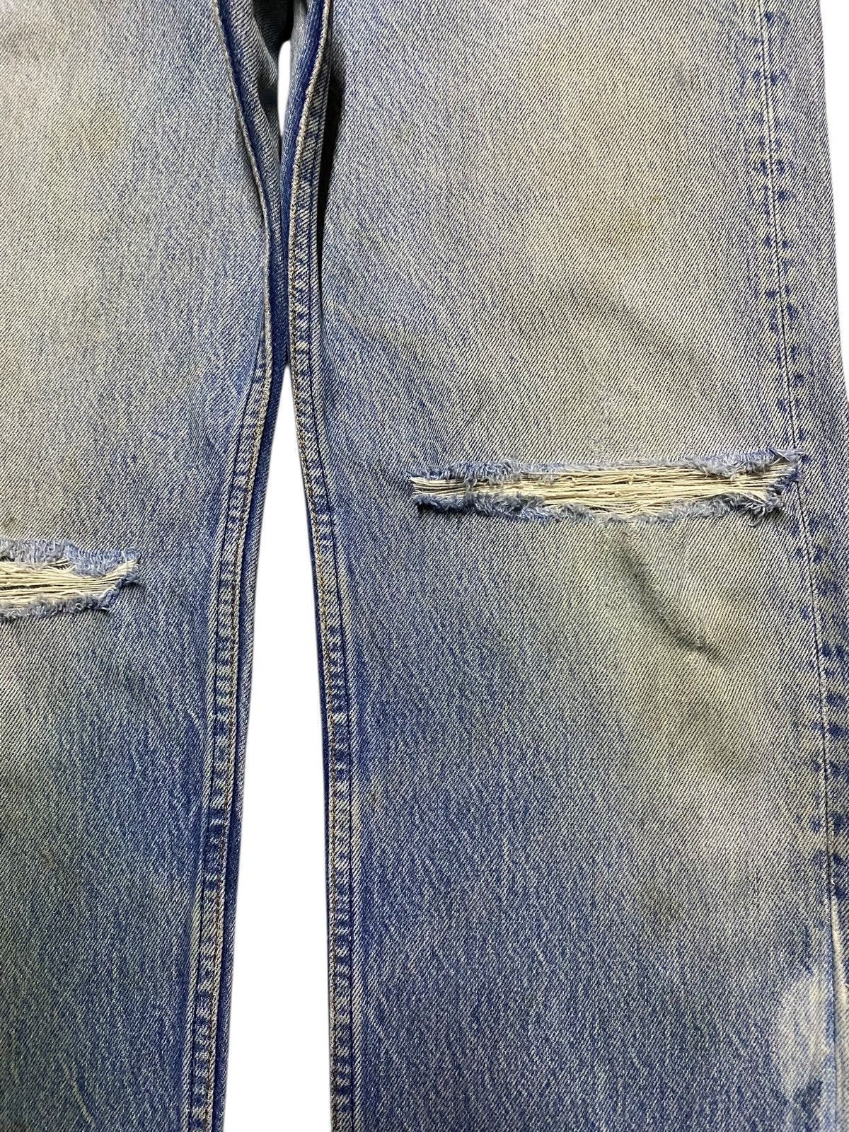Levi's Levi’s 501 Distressed Light Wash Straight USA Vintage Size US 32 / EU 48 - 8 Thumbnail