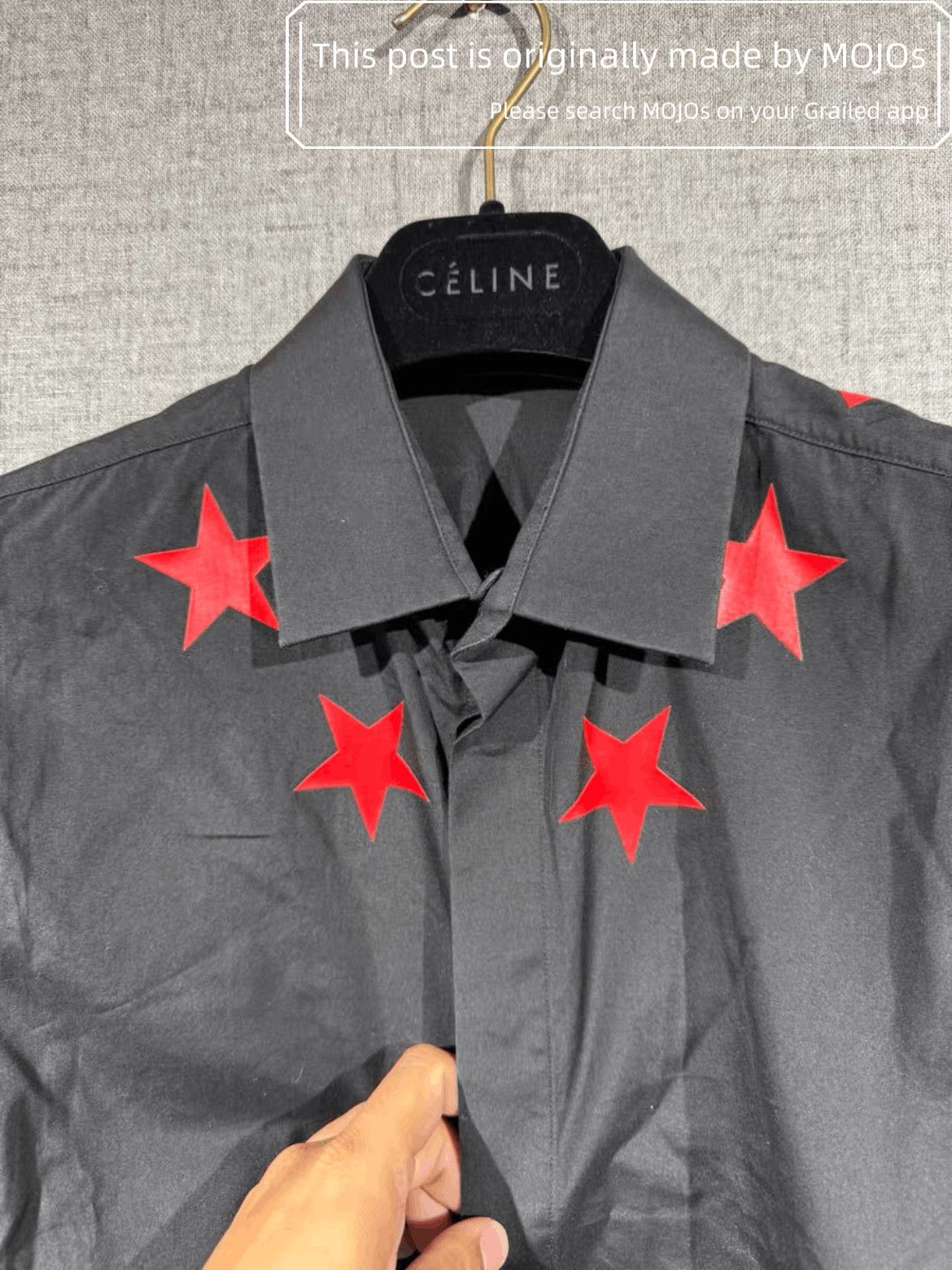 Givenchy Givenchy Red Stars Neck Shirts mojos1102 Size US S / EU 44-46 / 1 - 2 Thumbnail