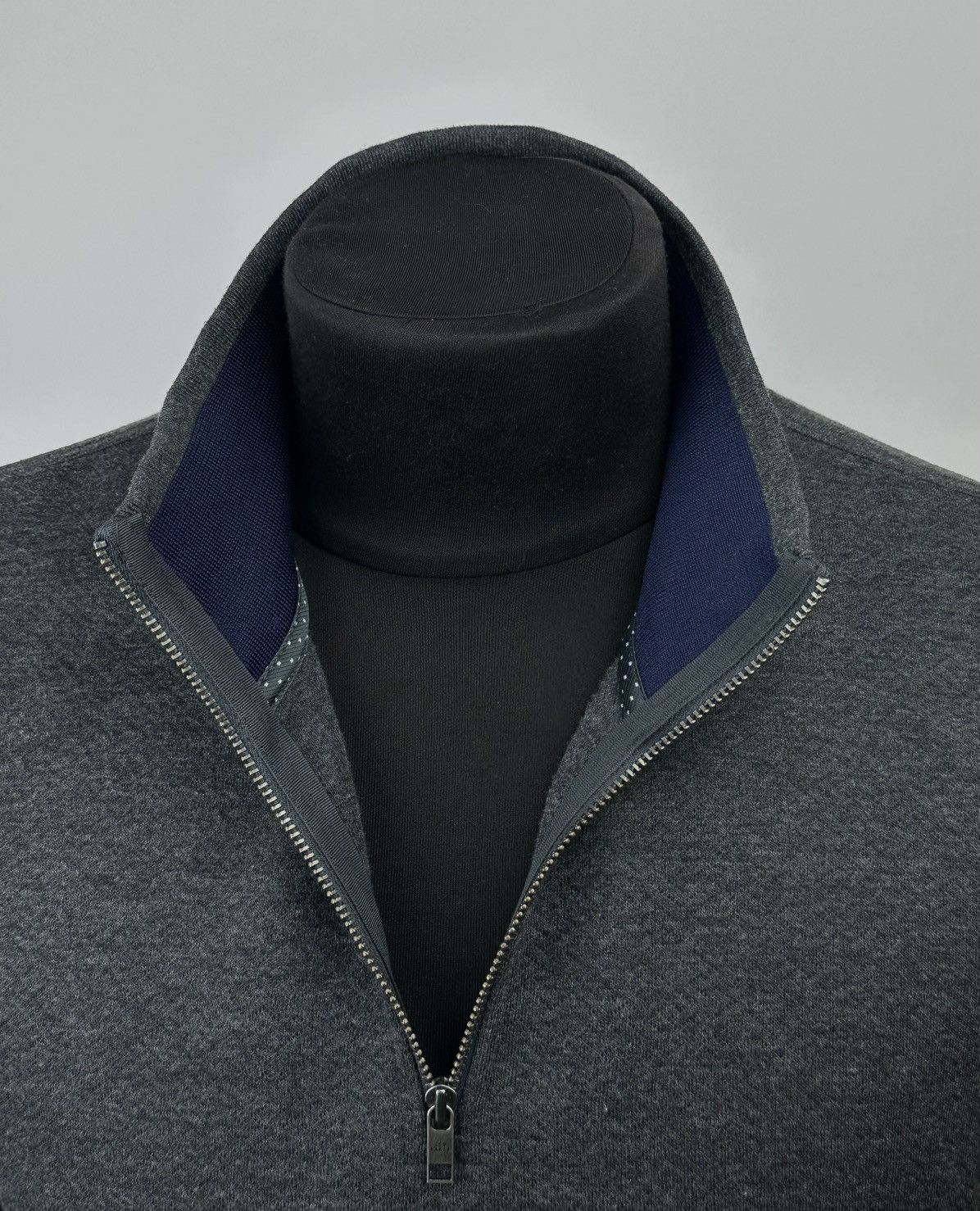 Ted Baker Ted Baker London 1/4 Zip Pullover Sweater Grey Size 4 Size US L / EU 52-54 / 3 - 3 Thumbnail