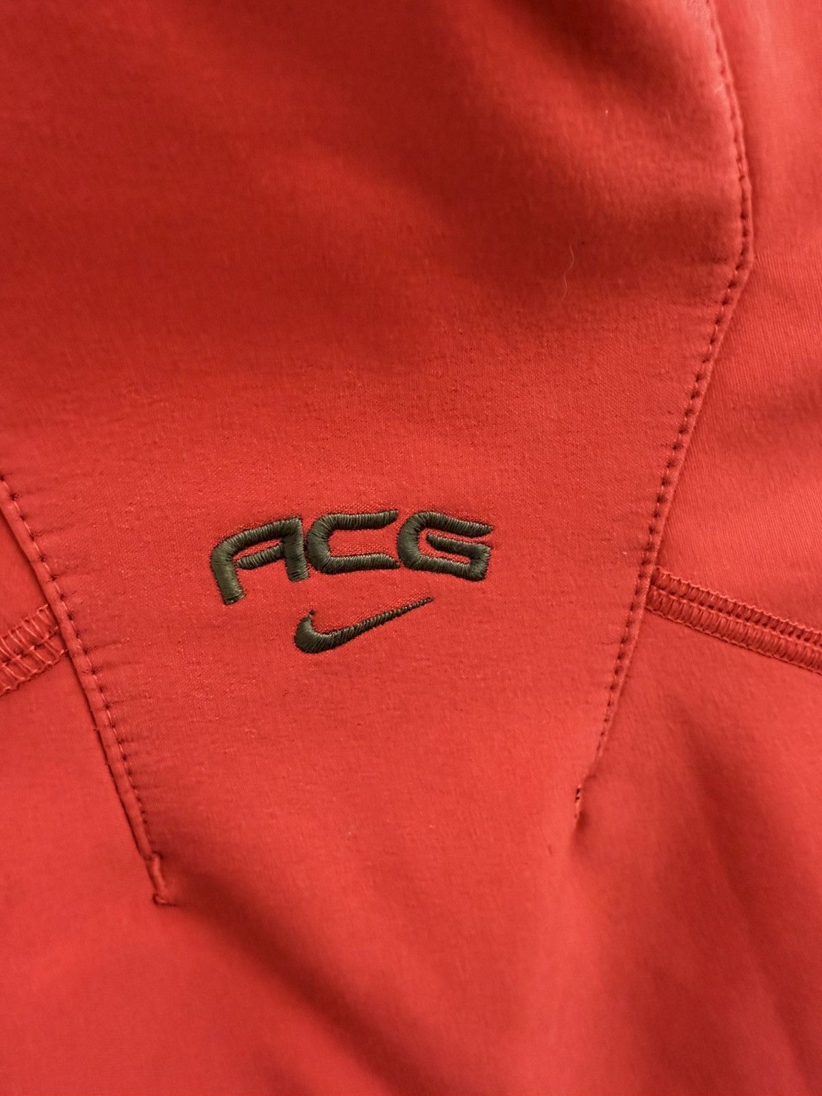 Nike ACG Nike ACG Red Technical Track Light Softshell Jacket Size US M / EU 48-50 / 2 - 3 Thumbnail