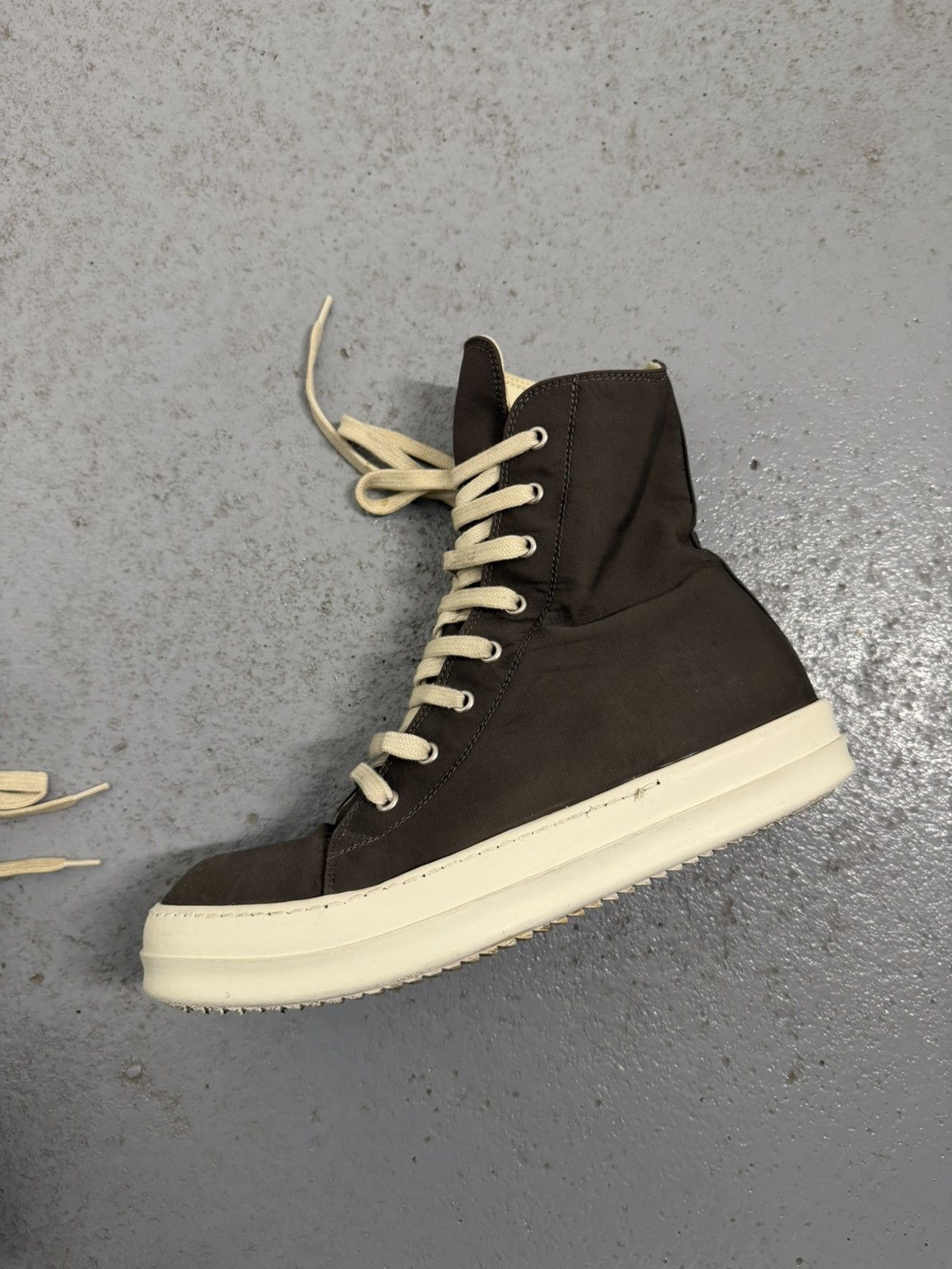 Rick Owens Drkshdw Rick Owens Drkshdw Vegan Ramones High Sneakers Size US 7 / EU 40 - 2 Thumbnail