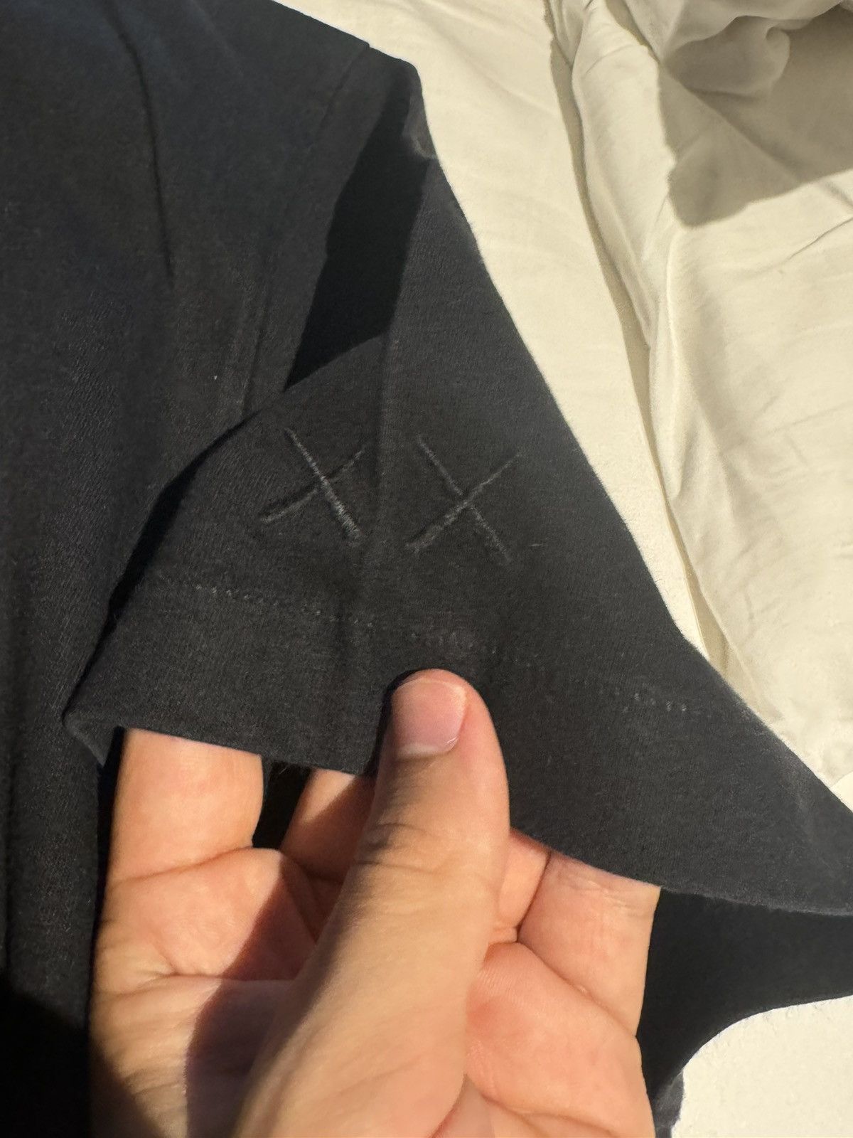 Kaws × Uniqlo Kaws x Peanuts Joe Kaws “Snoopy” Size US L / EU 52-54 / 3 - 5 Thumbnail