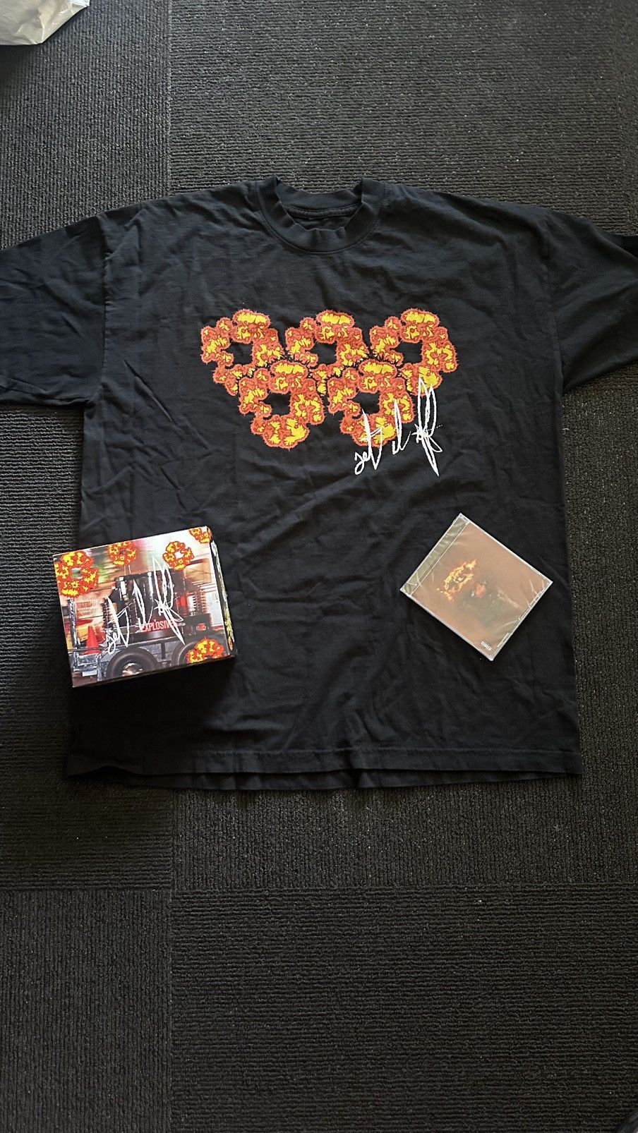 DENIM TEARS Denim tears x offset set it offBox set #3 (XL) Size US XL / EU 56 / 4 - 1 Thumbnail