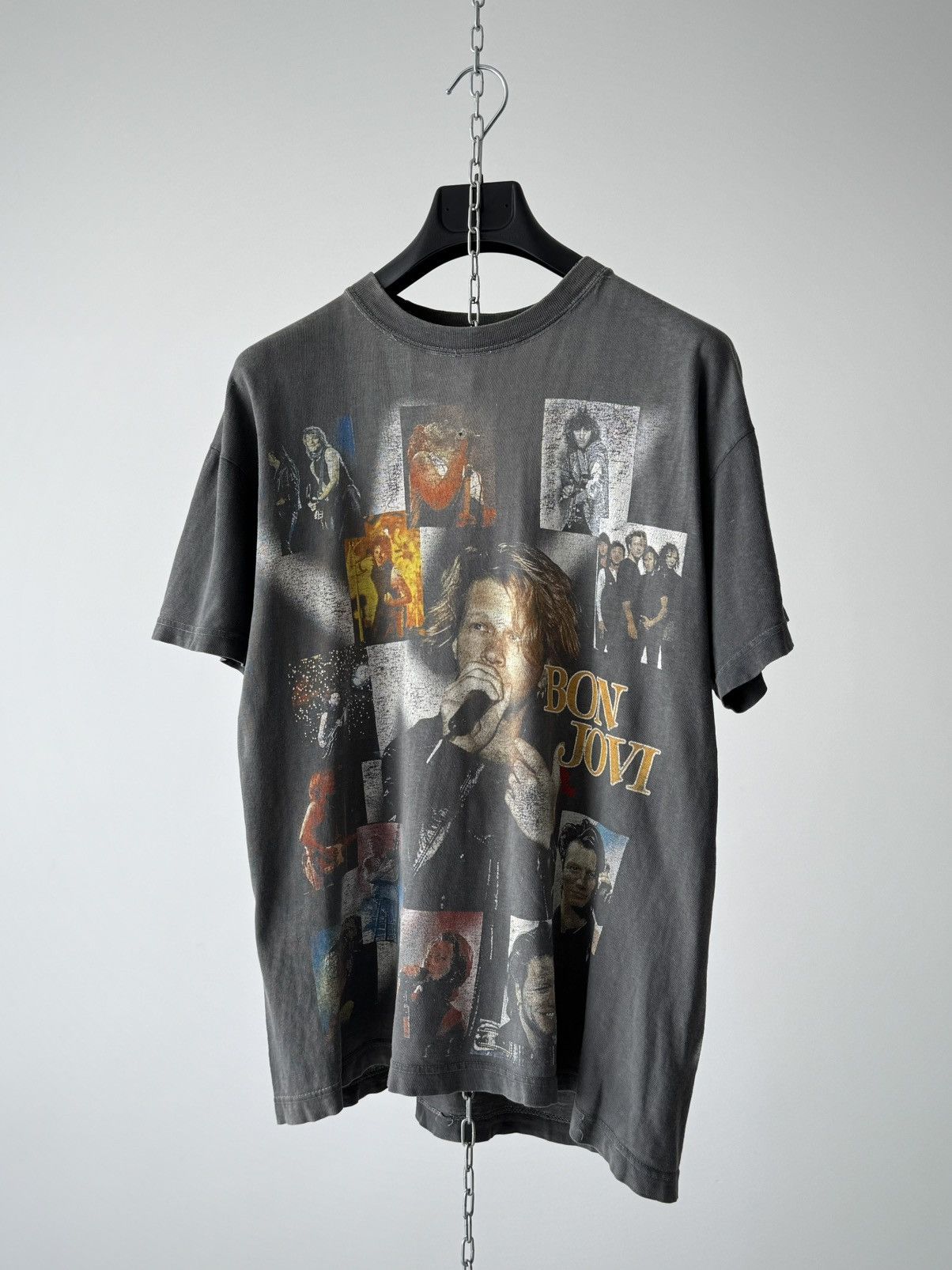 Band Tees Vintage 90s Bon Jovi ‘New Jersey’ Full Print Band T-Shirt Size US M / EU 48-50 / 2 - 1 Thumbnail