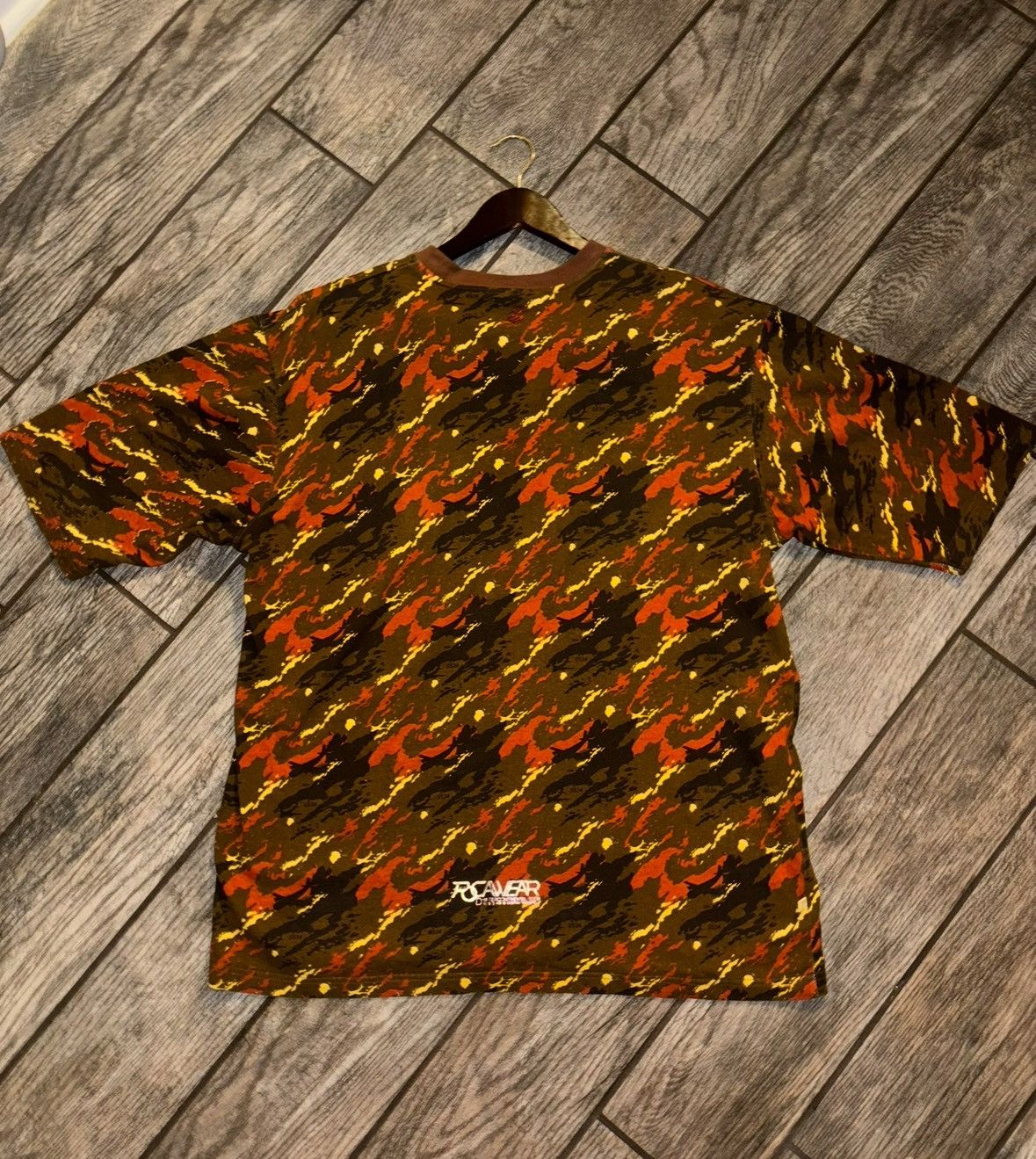 Rocawear Vintage Rocawear Camo T-shirt Size US L / EU 52-54 / 3 - 2 Thumbnail