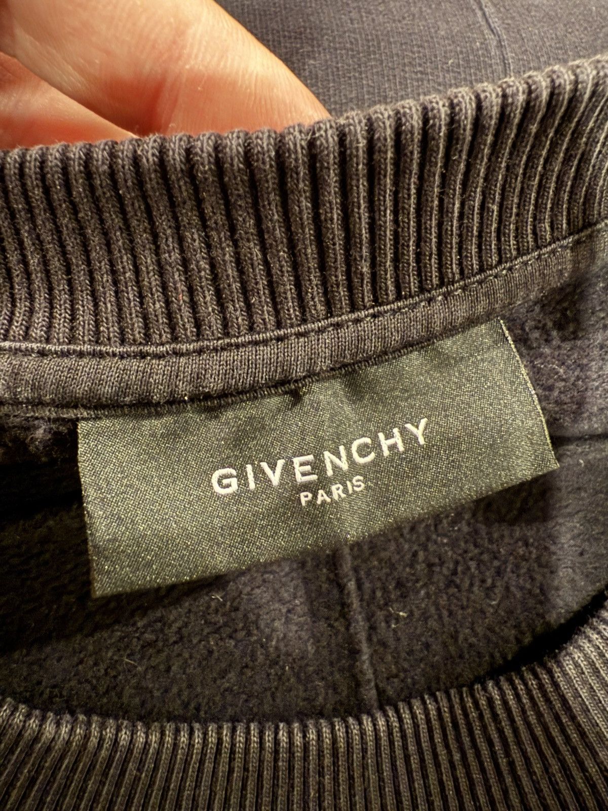 Givenchy Givenchy Stars Crewneck Size US L / EU 52-54 / 3 - 3 Thumbnail