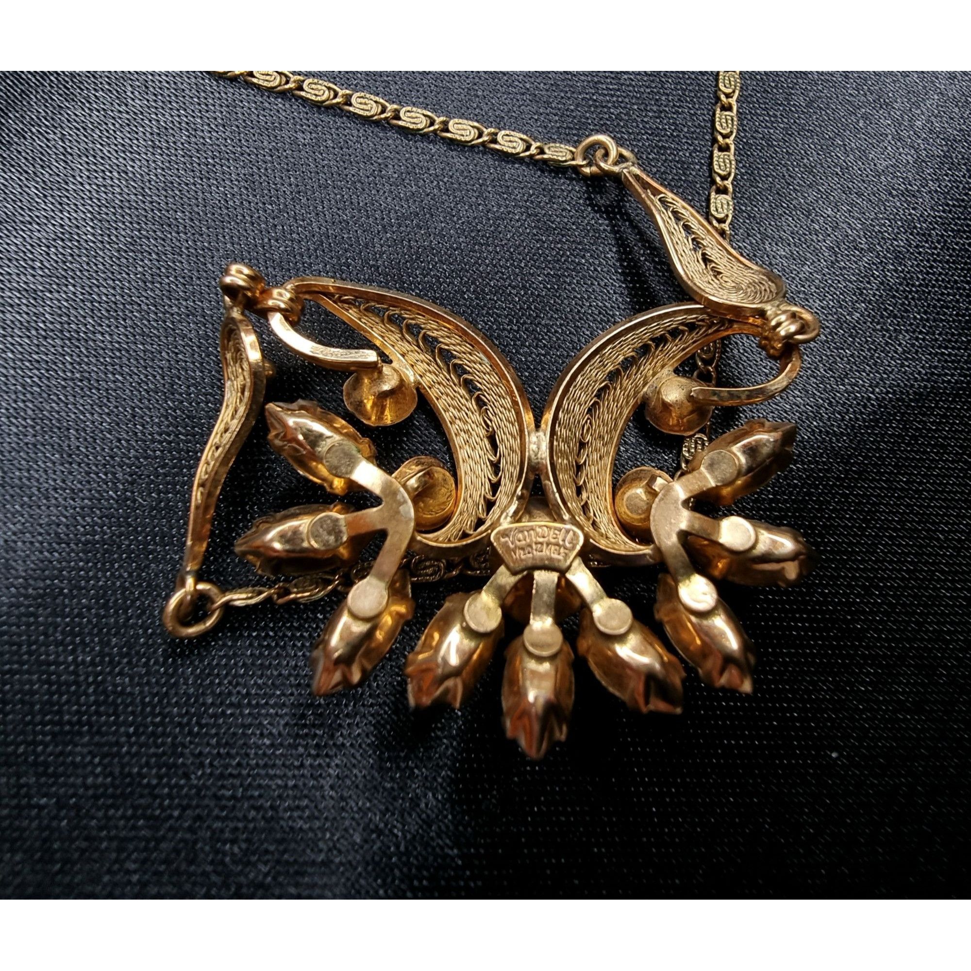 Vintage Rare Find Vintage Van Dell Gold-Tone Necklace With Blue Rhin Size ONE SIZE - 5 Thumbnail