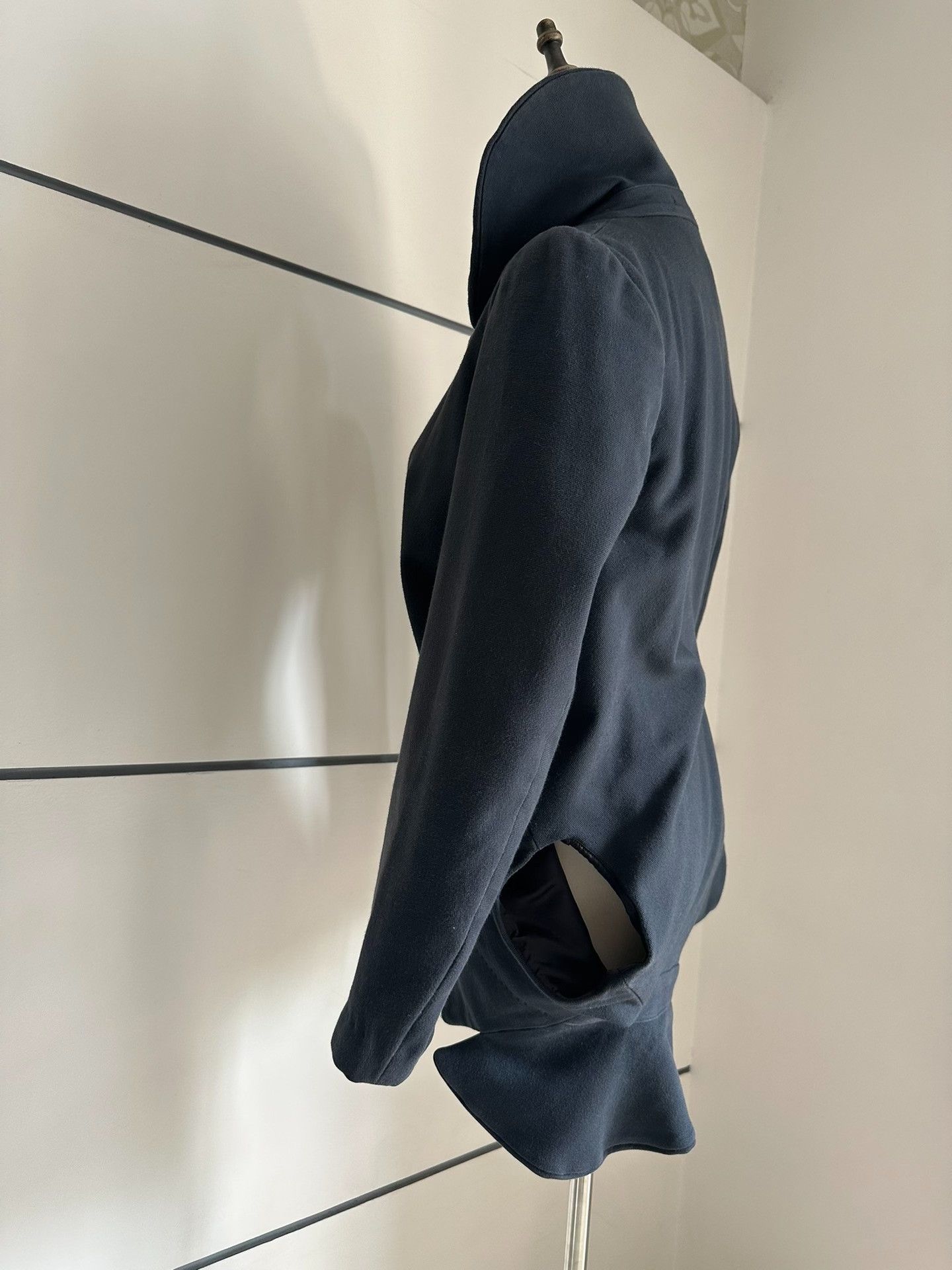 Comme des Garcons Comme des Garcons 05AW: Deconstructed and Modified Suit| Size S / US 4 / IT 40 - 7 Thumbnail
