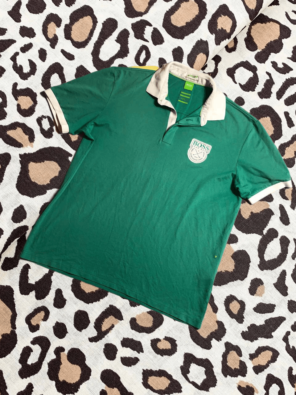 Hugo Boss × Vintage Vintage 90s Hugo Boss T Shirt Logo Size US XL / EU 56 / 4 - 1 Thumbnail