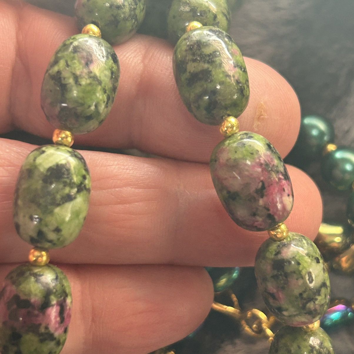 Handmade Handcrafted double strand oil slick peacock pearl necklace Size ONE SIZE - 7 Thumbnail