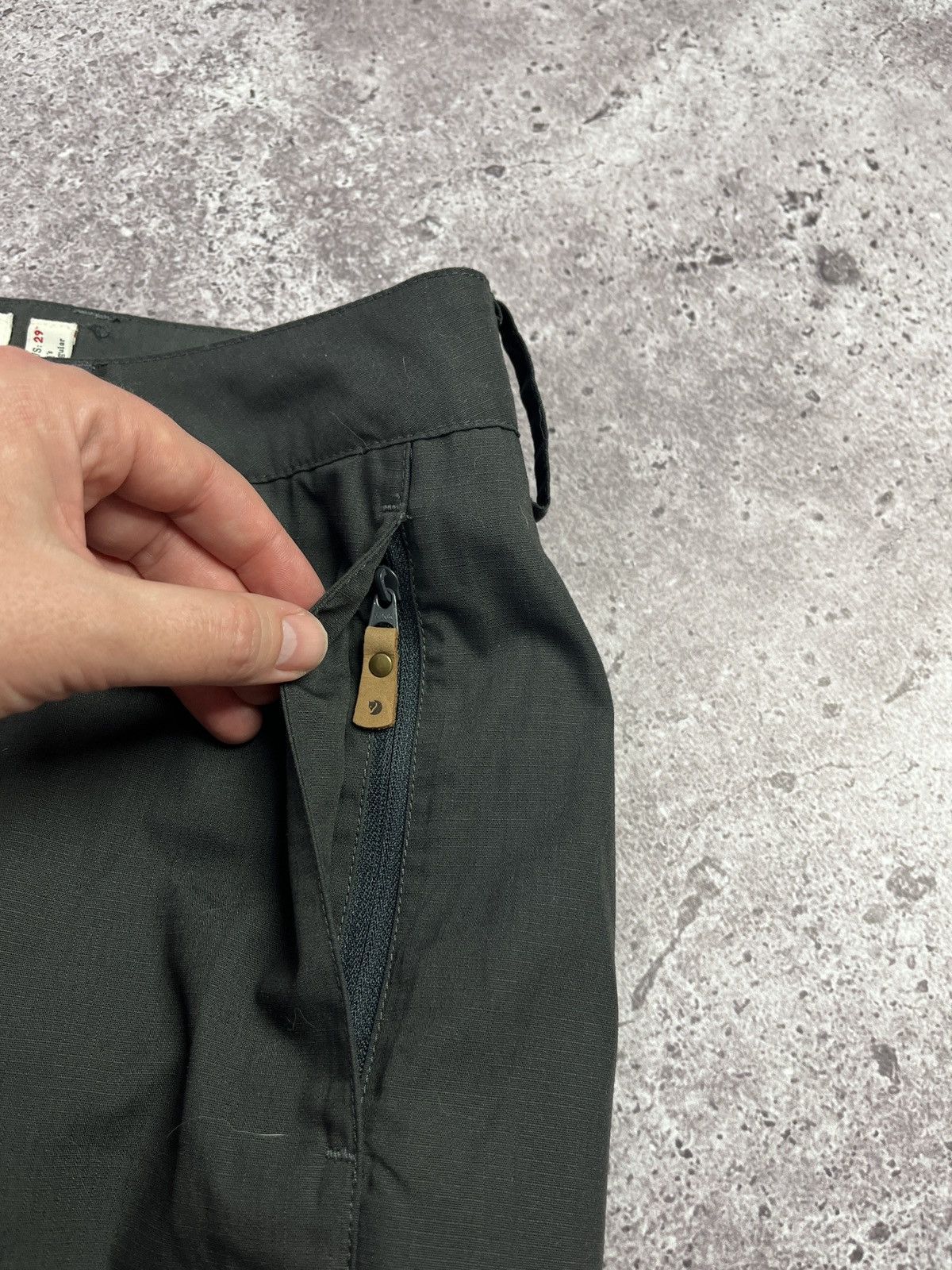 Fjallraven Abisko Shade Shorts W Dark Olive G-1000 Hiking Outdoor Women Size 26" / US 2 / IT 38 - 6 Thumbnail