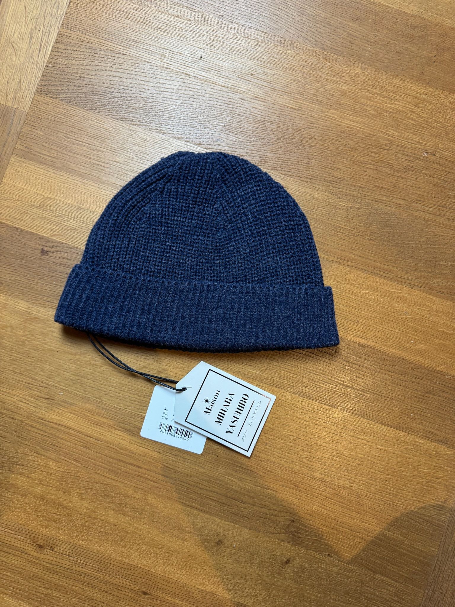 Maison MIHARA YASUHIRO FW 25 "MASSES x MMY" Knit Cap Size ONE SIZE - 1 Thumbnail