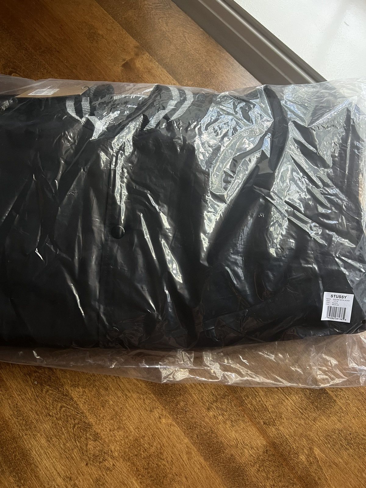 Stussy × Vintage Stüssy Sequins Satin Varsity Jacket Black Size US M / EU 48-50 / 2 - 6 Thumbnail