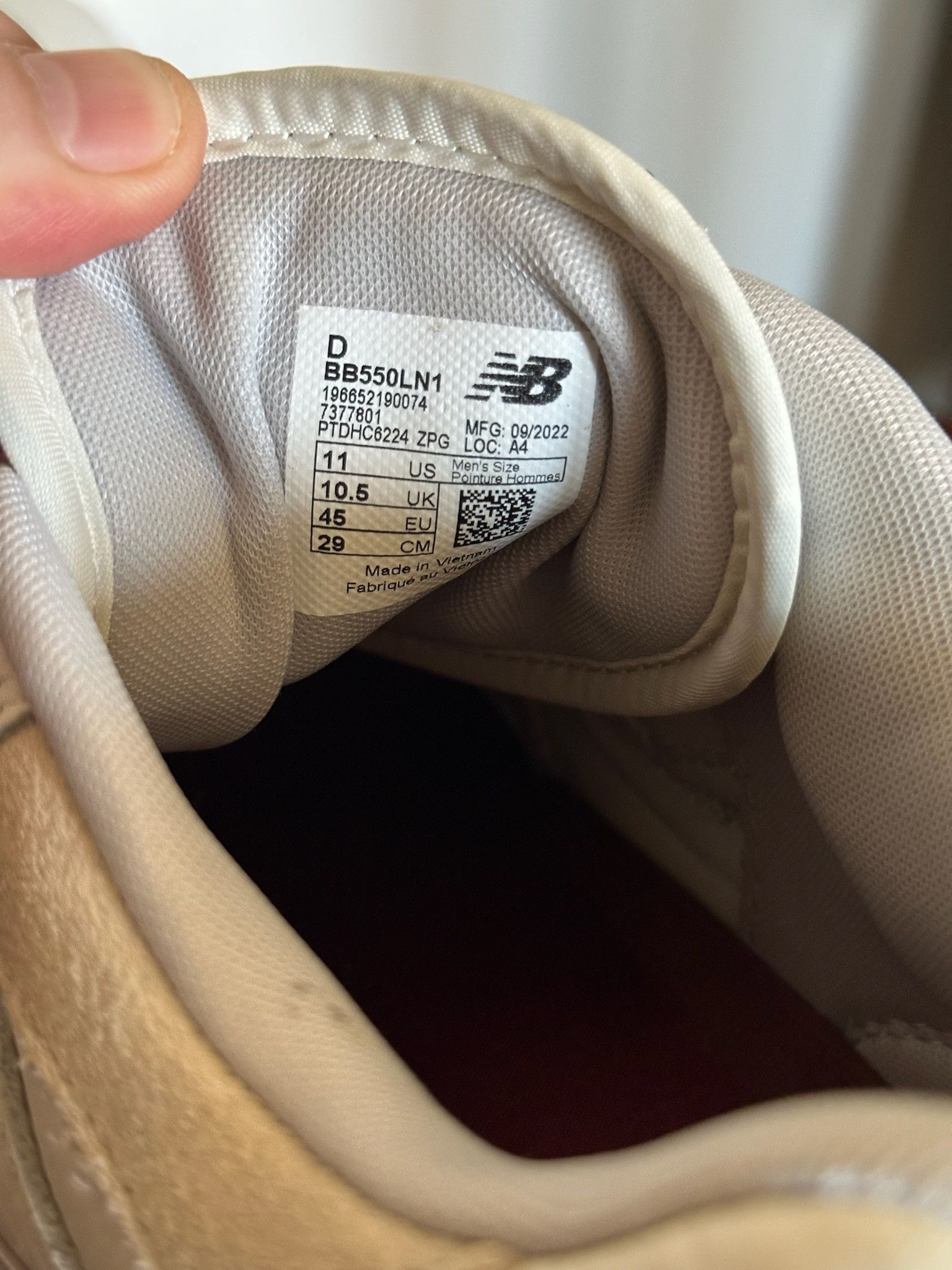 New Balance New Balance 550s Size US 11 / EU 44 - 4 Thumbnail