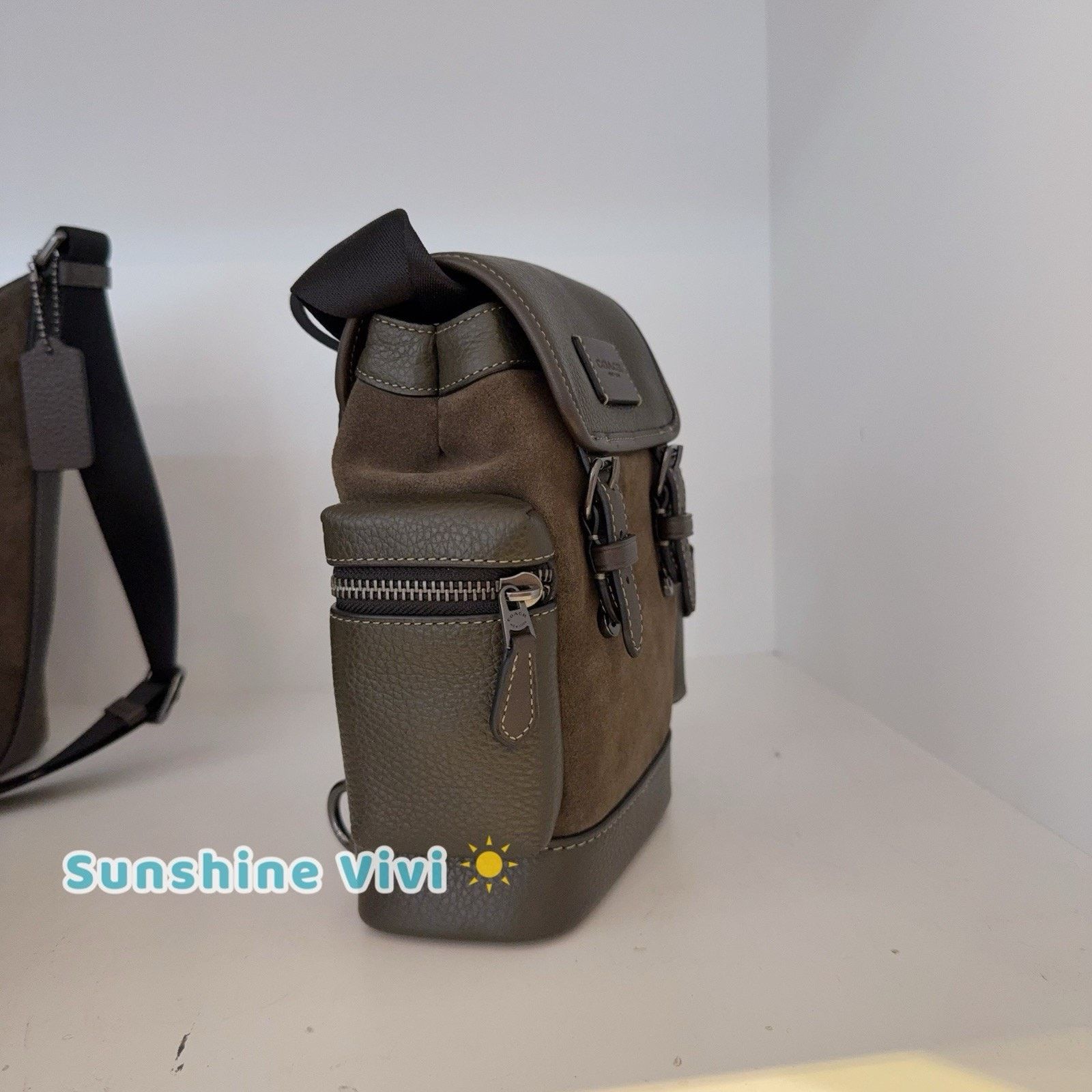 Coach NWT Coach Sprint Sling Pack Uniform Green Suede CCE79 Size ONE SIZE - 2 Thumbnail