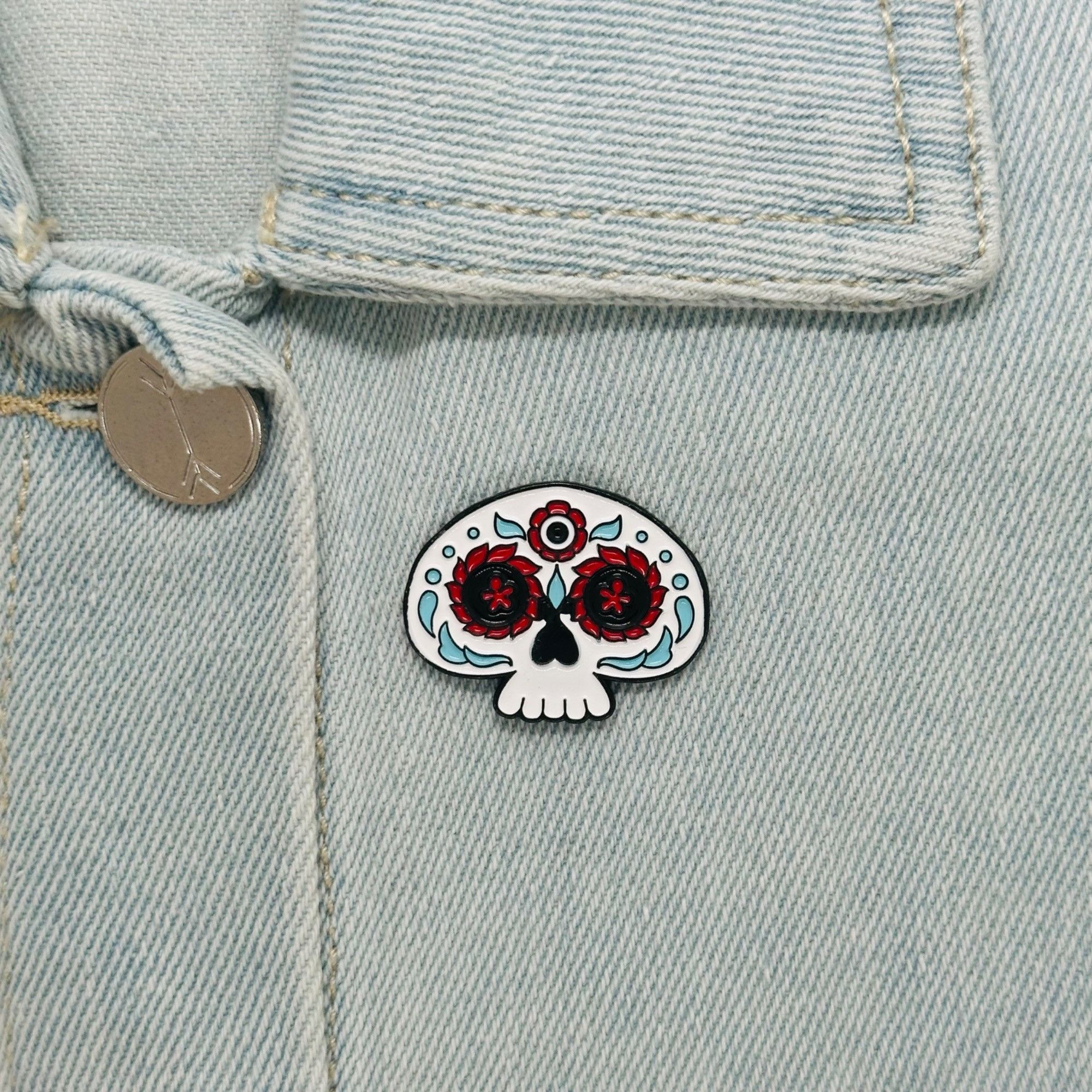 Designer ✨Sugar Skull Enamel Pin Dia de Muertos Red & White Flowers B Size ONE SIZE - 1 Thumbnail