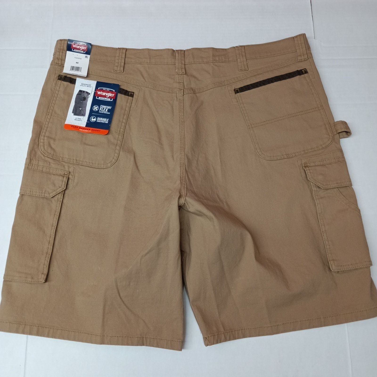 Wrangler Wrangler Flex Cargo Shorts Men's Size 44 Brown Relaxed Fit Size US 44 / EU 60 - 4 Thumbnail