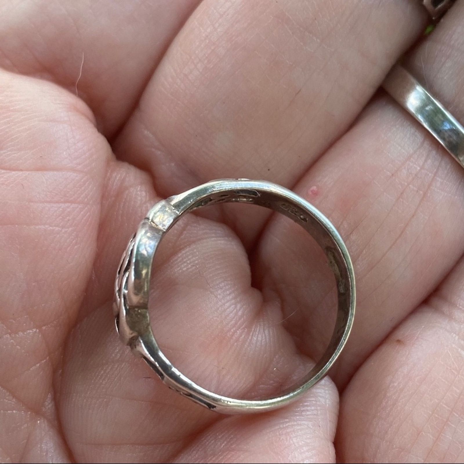 The Unbranded Brand Sterling Silver Celtic Knot Ring Size 7 Size ONE SIZE - 5 Thumbnail
