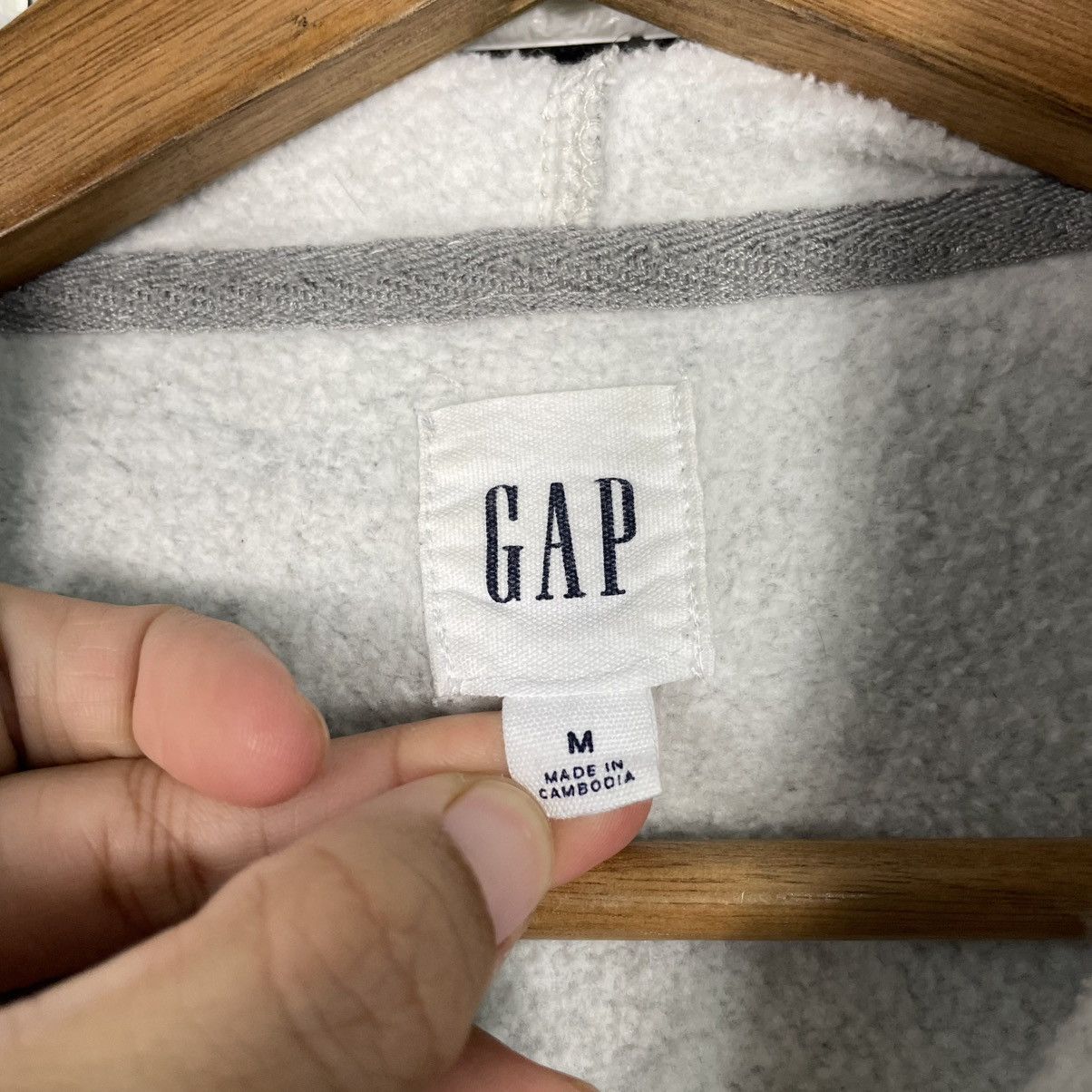 Gap Gap Big Logo Pullover Gray Hoodie Size US M / EU 48-50 / 2 - 14 Thumbnail
