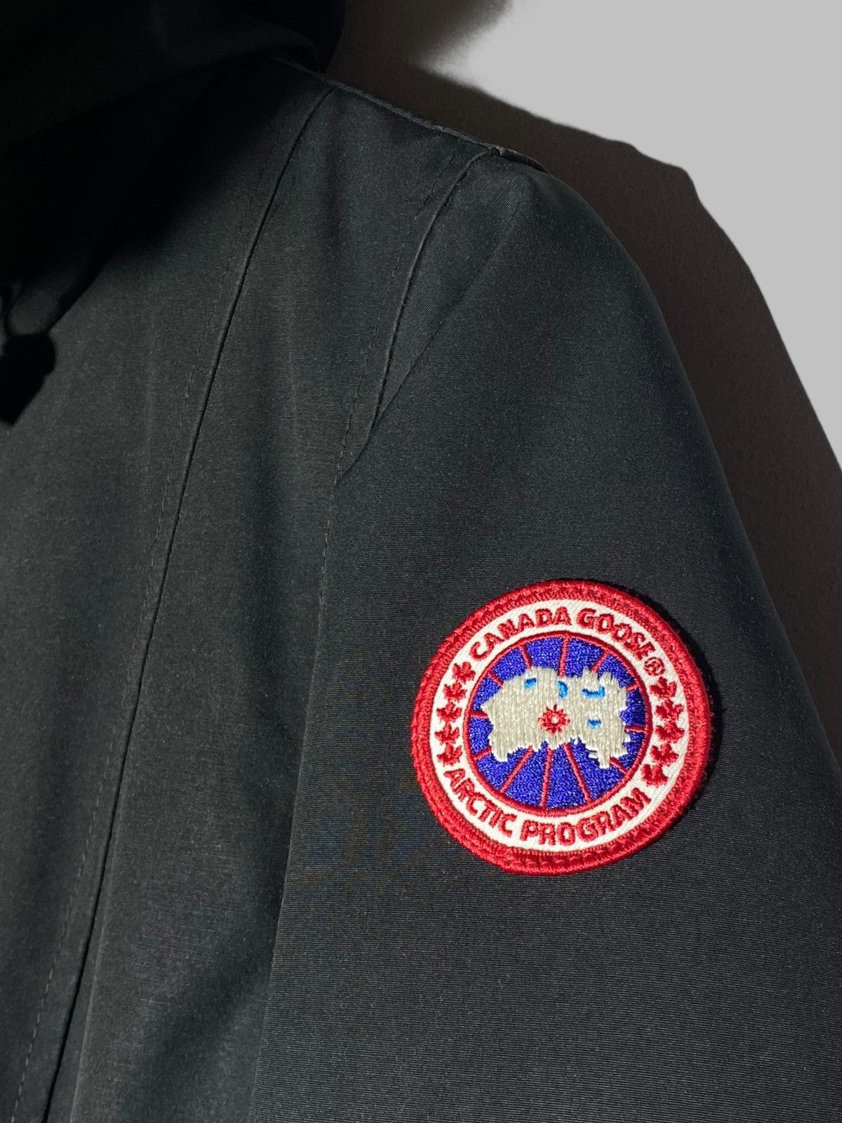 Canada Goose Canada Goose Parka Fur Trim Arctic Program Jacket 2580L Size XS / US 0-2 / IT 36-38 - 6 Thumbnail