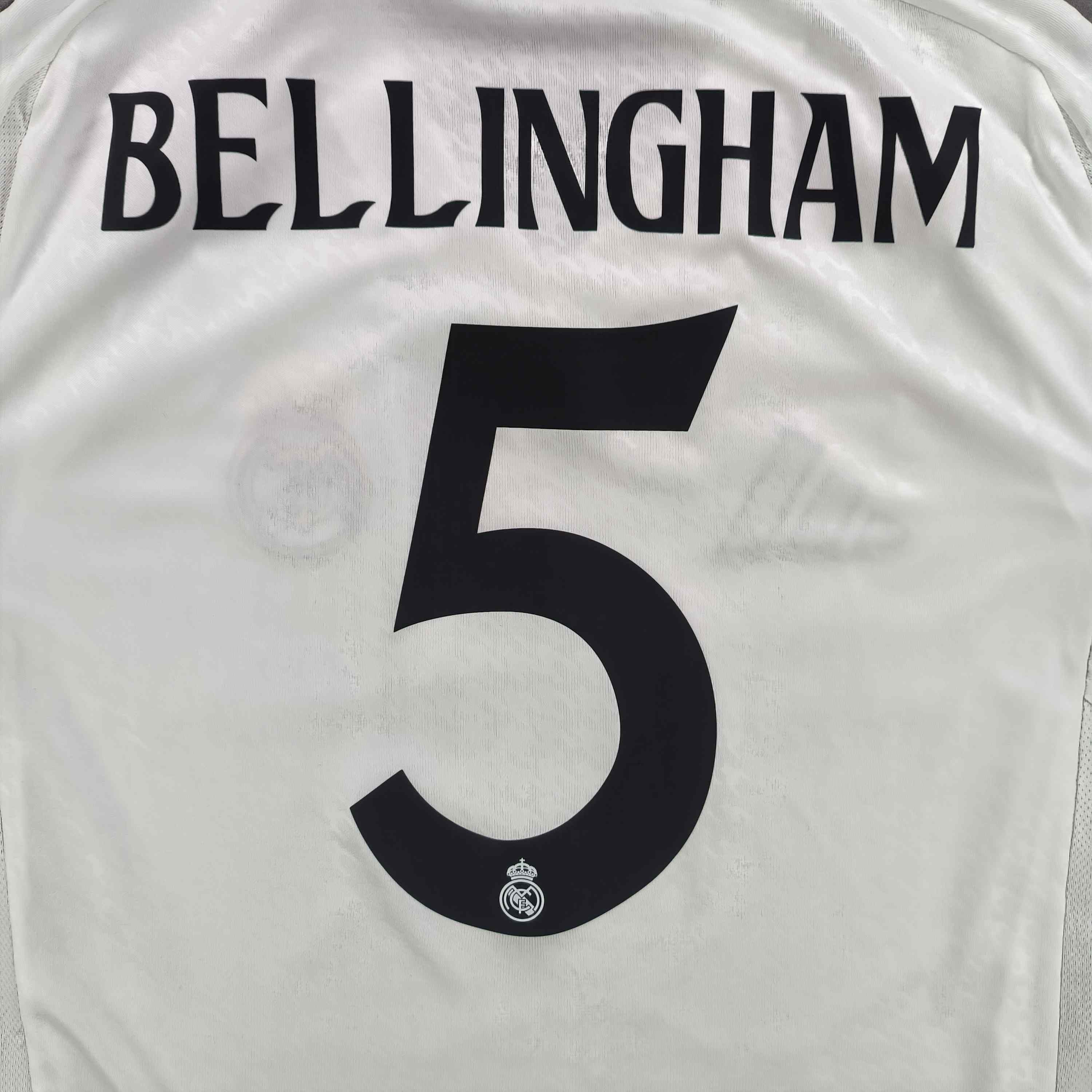Adidas NEW Real Madrid 2024-25 home Bellingham football jersey sz M Size US M / EU 48-50 / 2 - 8 Thumbnail