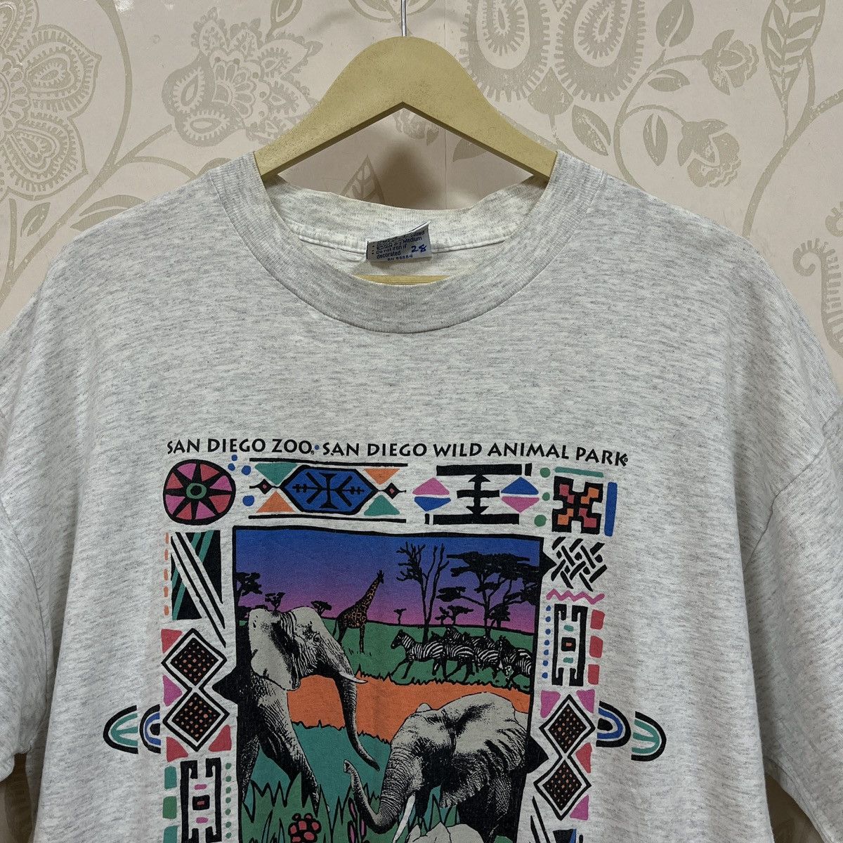 All Sport Rare Vintage 1990s San Diego Zoo Animal Park TShirt Size US L / EU 52-54 / 3 - 22 Thumbnail
