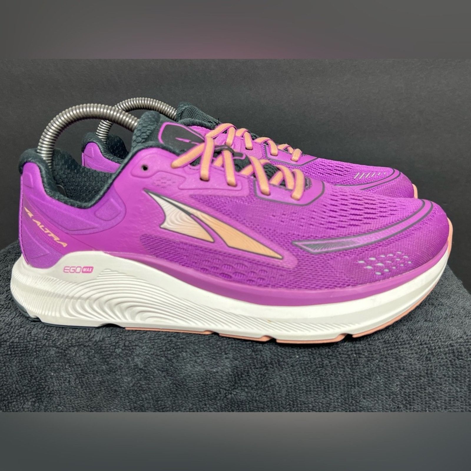 Altra Altra Paradigm 6 Shoes Womens Size 8.5 Purple Footshape EUC Size US 8.5 / IT 38.5 - 2 Thumbnail