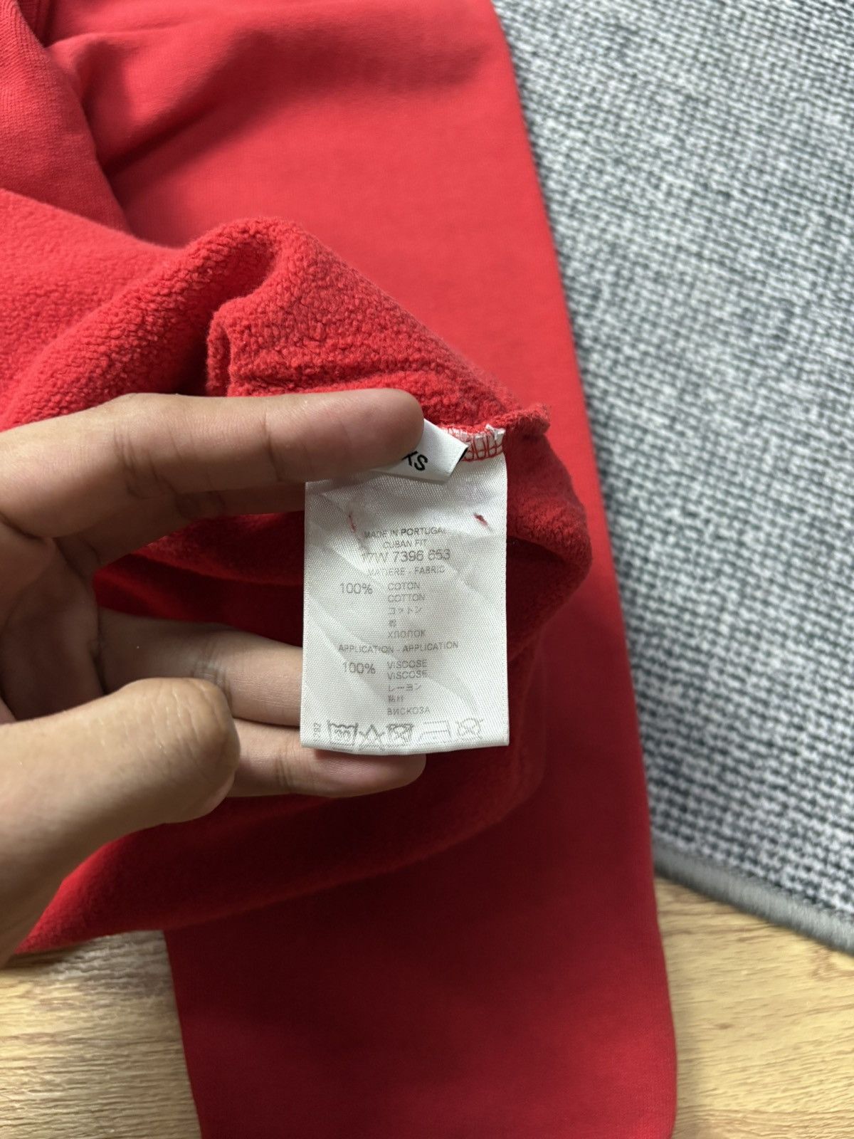 Givenchy Givenchy Embroidery Patch Crewneck Size US L / EU 52-54 / 3 - 8 Thumbnail