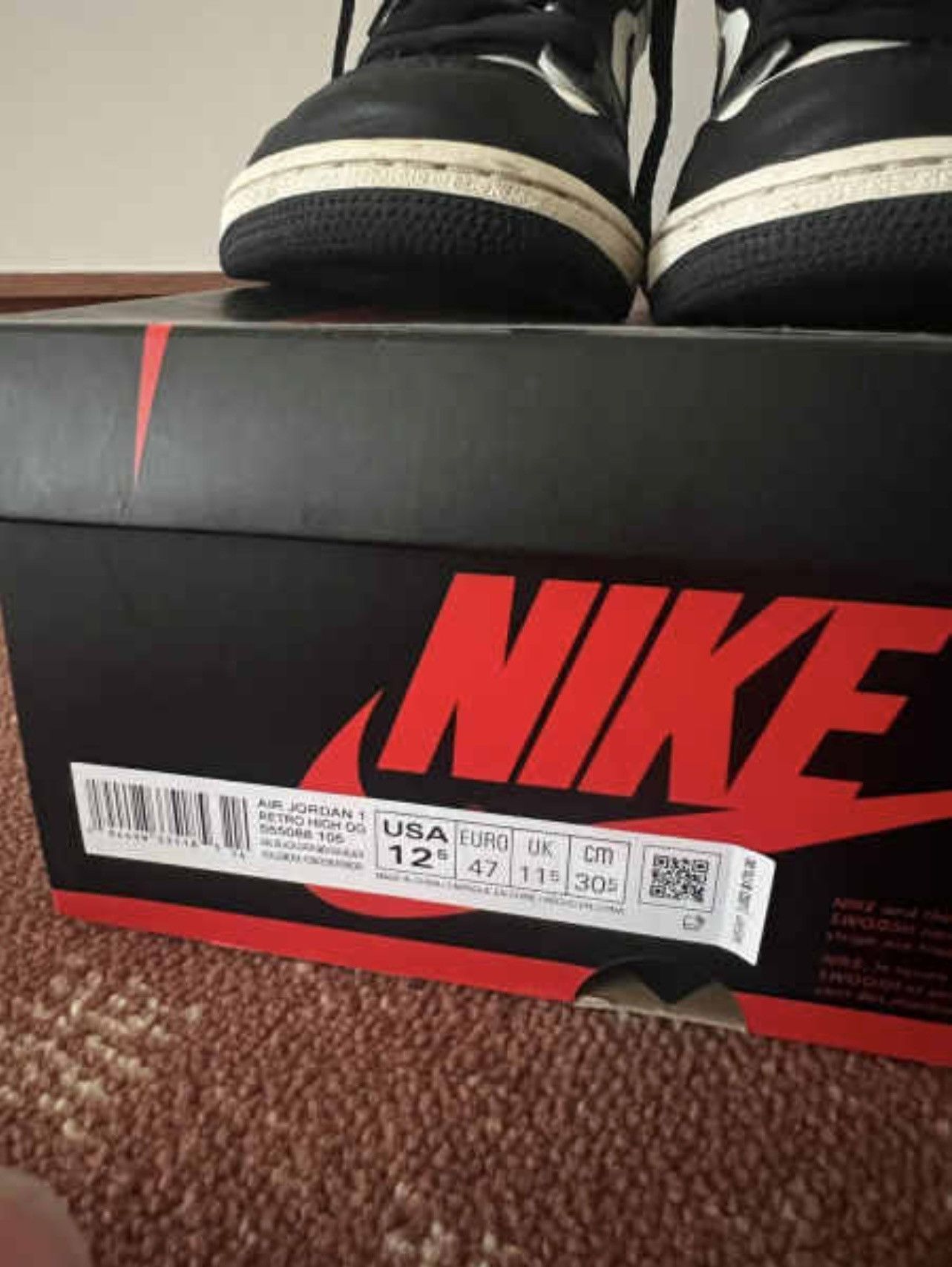 Nike Nike Air Jordan 1 Mocha US12 Size US 12 / EU 45 - 2 Thumbnail