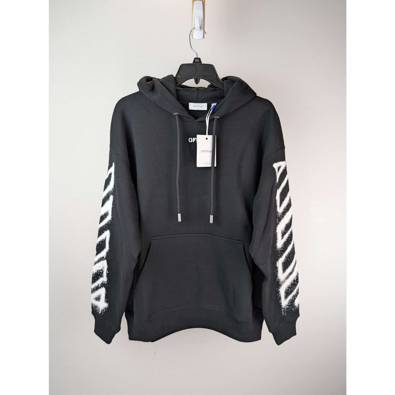 Off-White o1rshd1 Spray Can Arrow Skate Hoodie in Black Size US L / EU 52-54 / 3 - 9 Thumbnail
