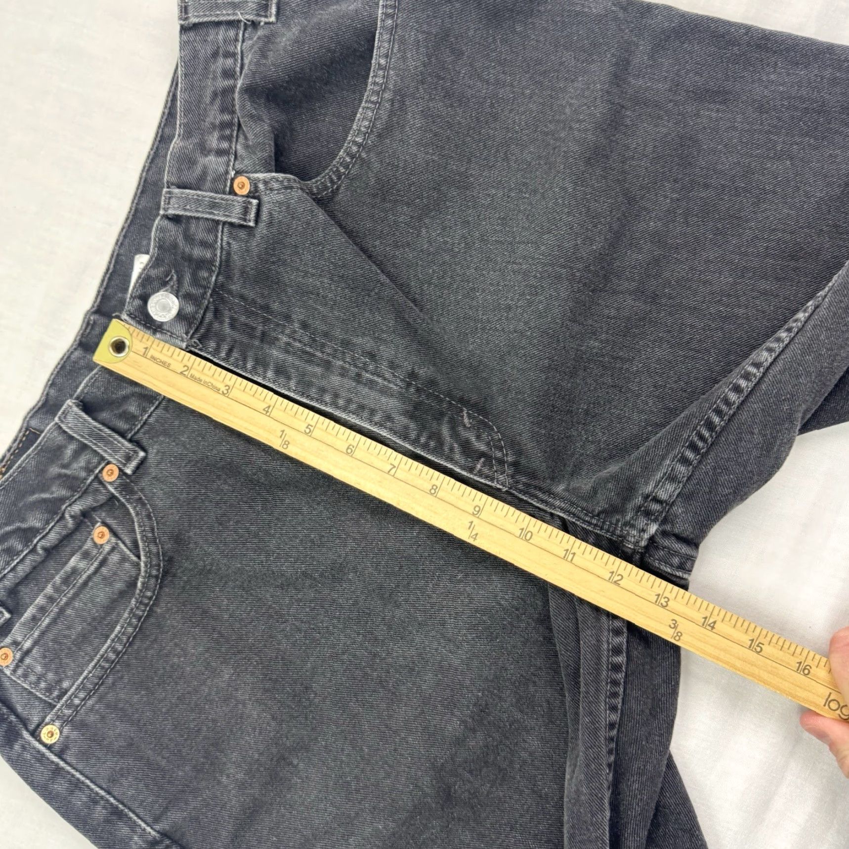 Levi's VINTAGE Levi's 550 Jeans Relaxed Fit Adult 36x30 Black 90s Y2K Hipster Levis 550 Jeans Mens Jeans Black 90s America's USA Size US 36 / EU 52 - 7 Thumbnail