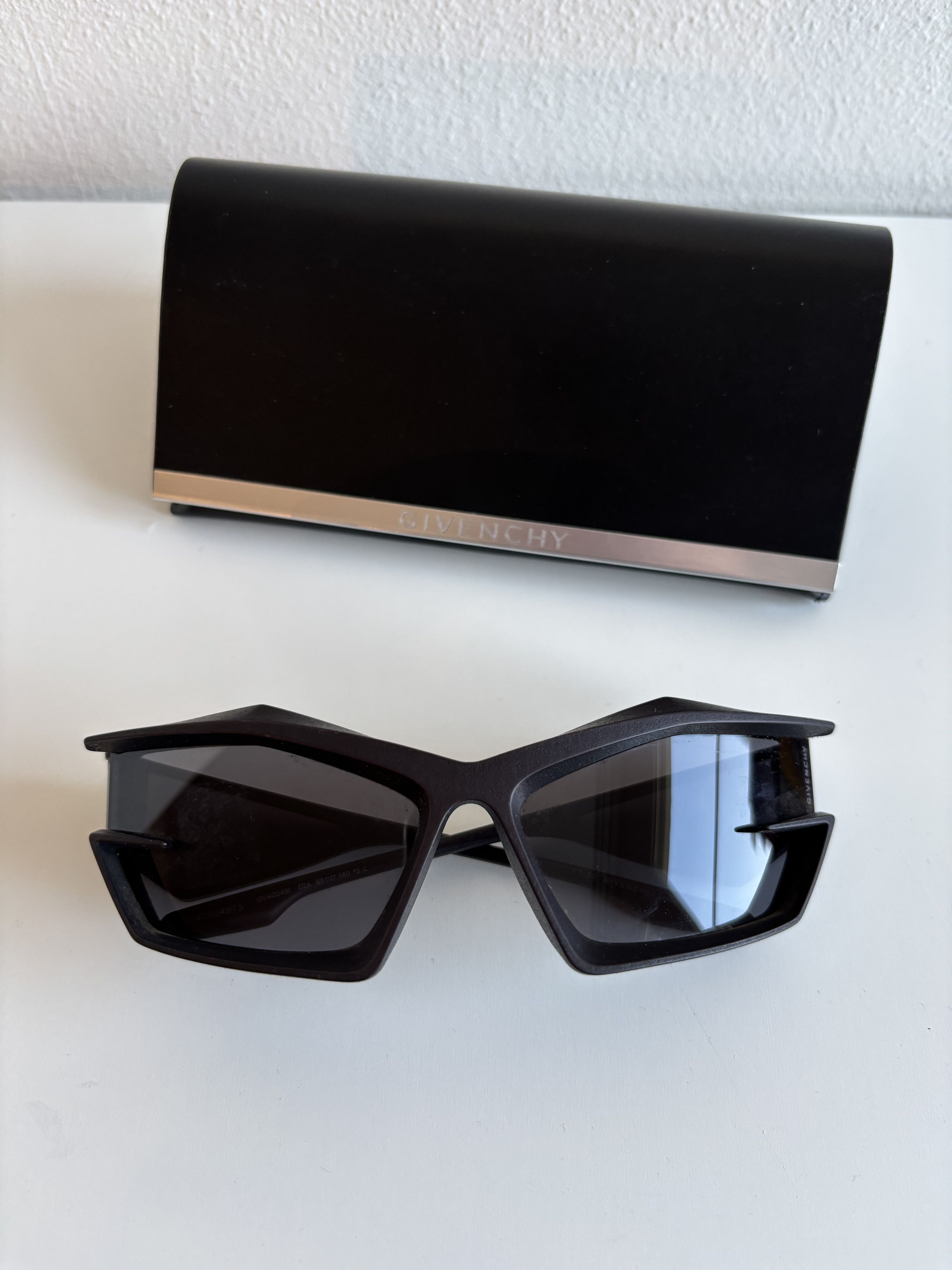 Givenchy Givenchy Giv Cut Sunglasses Size ONE SIZE - 2 Thumbnail