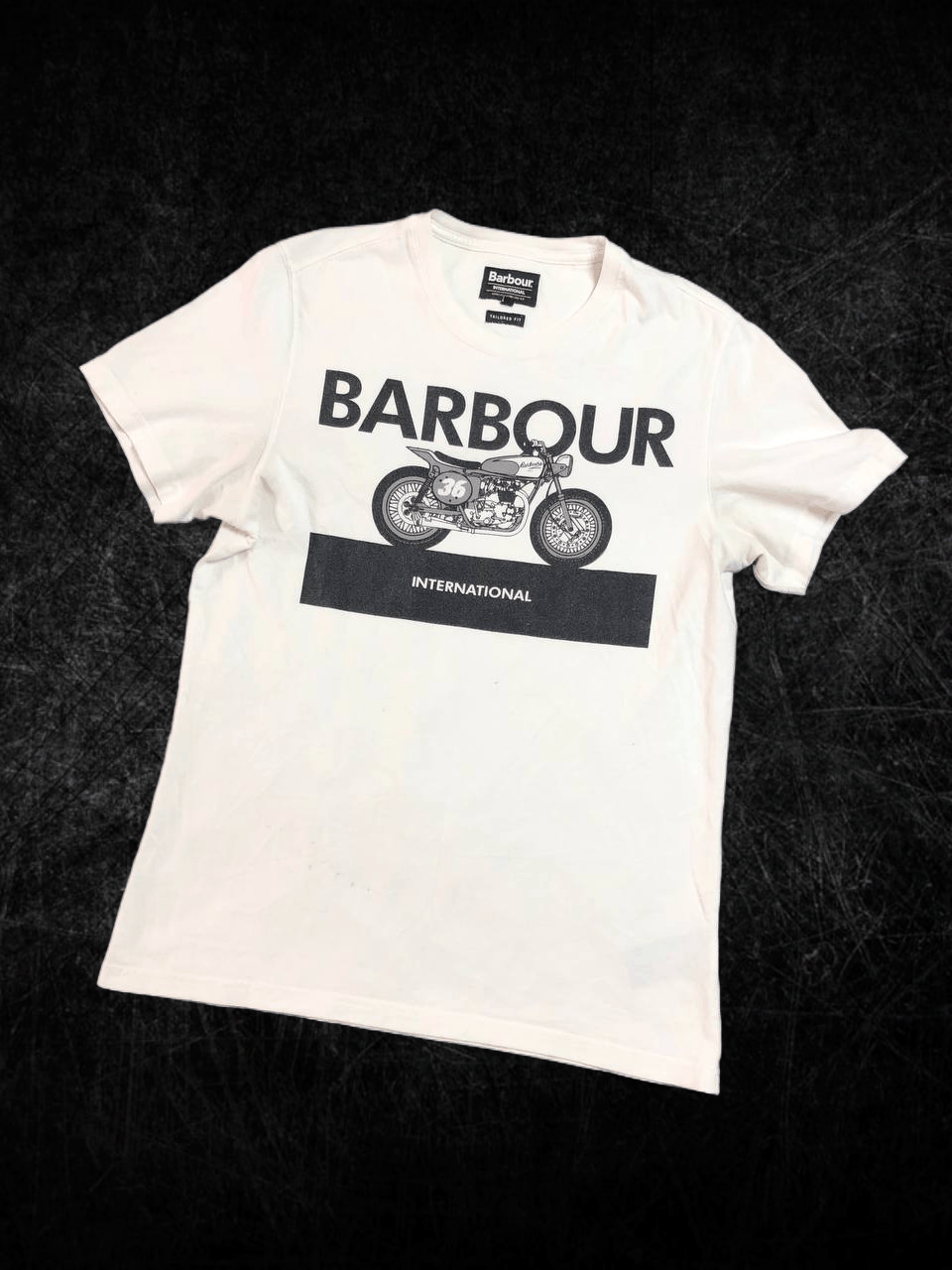 Barbour White T-Shirt Big Print Logo Barbour Size S Y2K Vintage Size US S / EU 44-46 / 1 - 1 Thumbnail