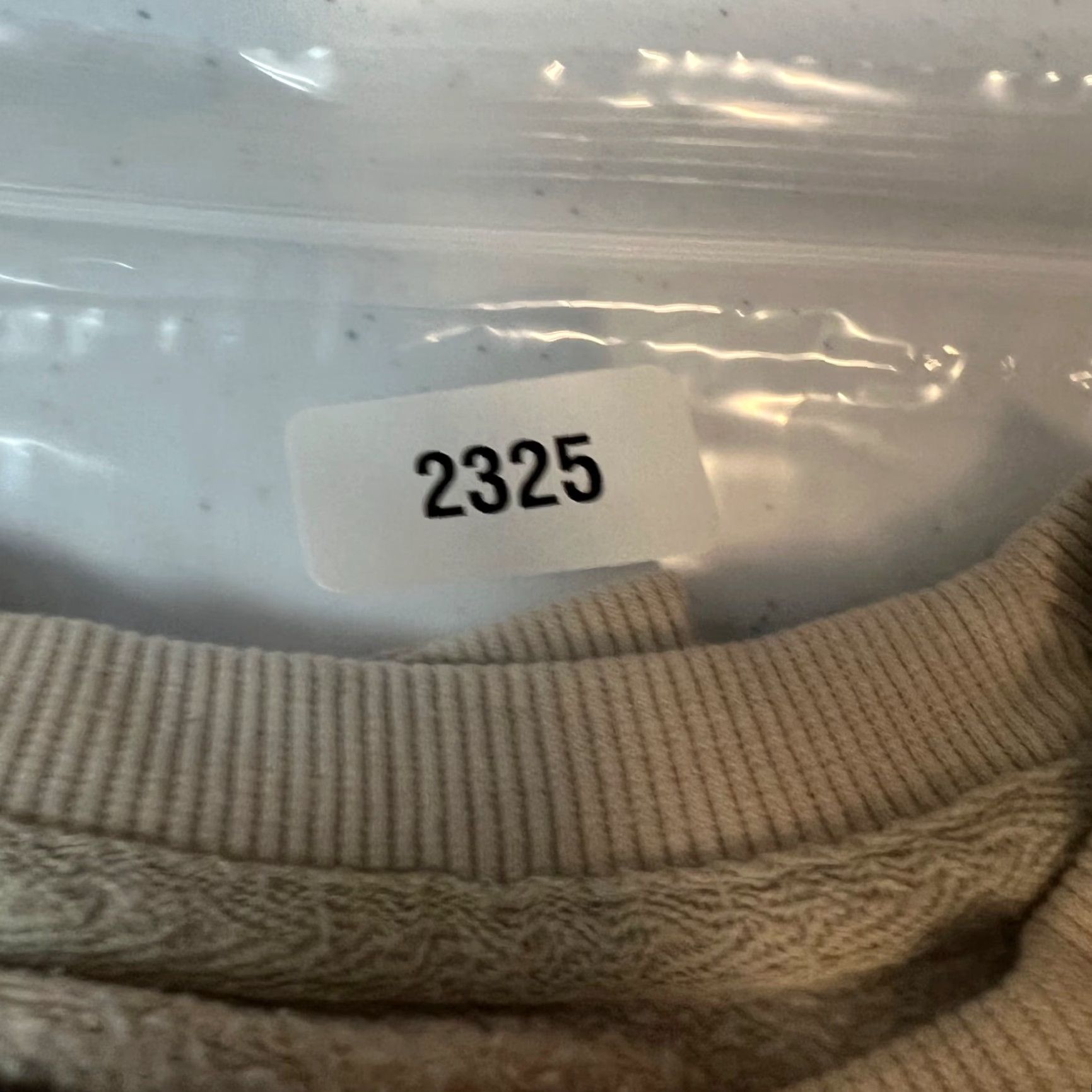 Vintage Goodfellow Sweatshirt Crew Neck Men’s Small Beige Green Cotton Blend Pullover - 8/10 - Machine Washable - Regular Fit Size US S / EU 44-46 / 1 - 7 Thumbnail