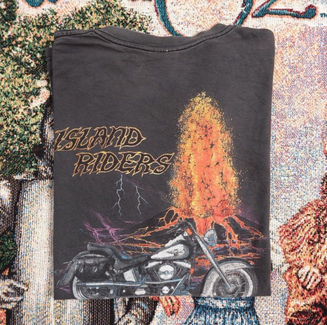 Island Raiders Vintage T Shirt