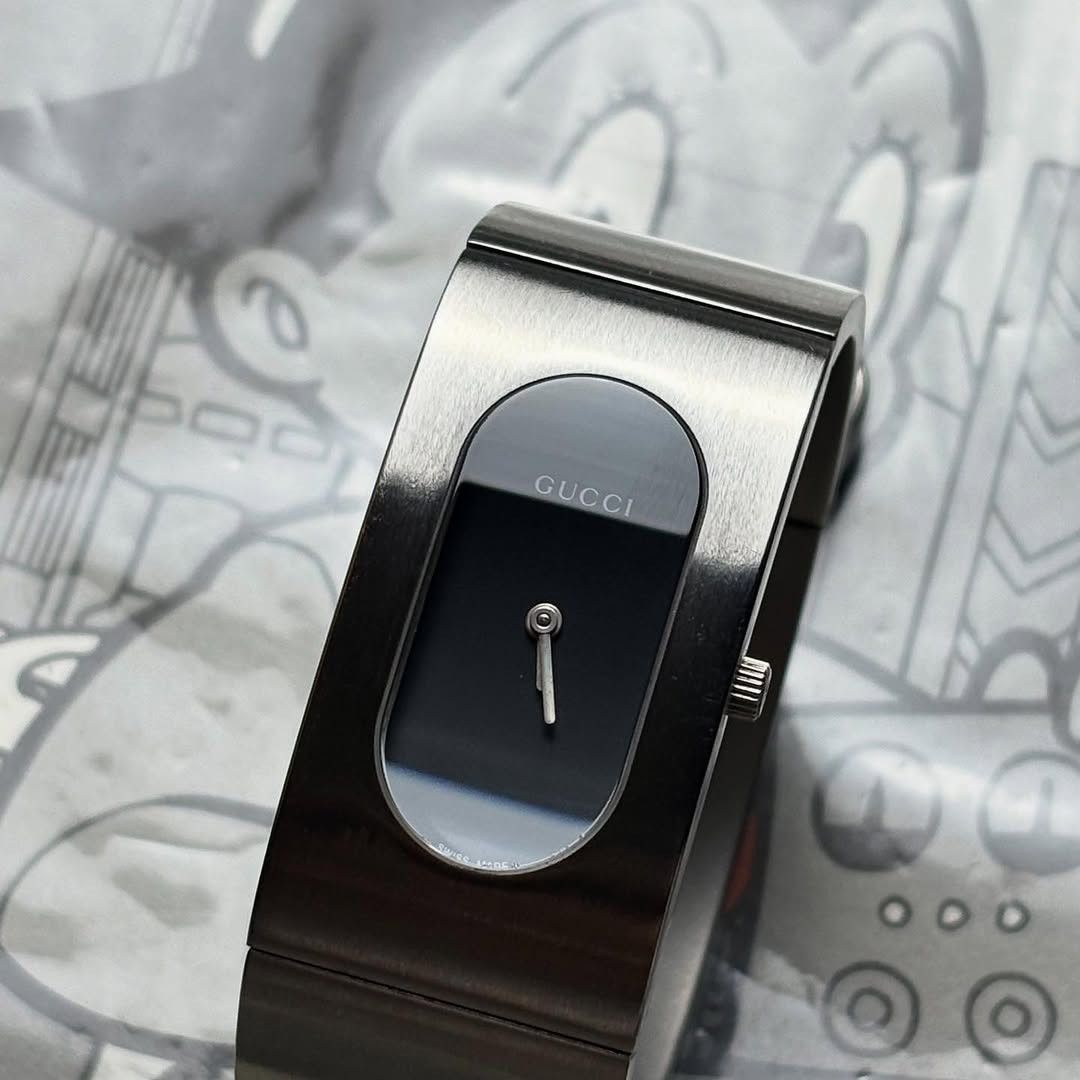 GUCCI 2400L SWISS MADE