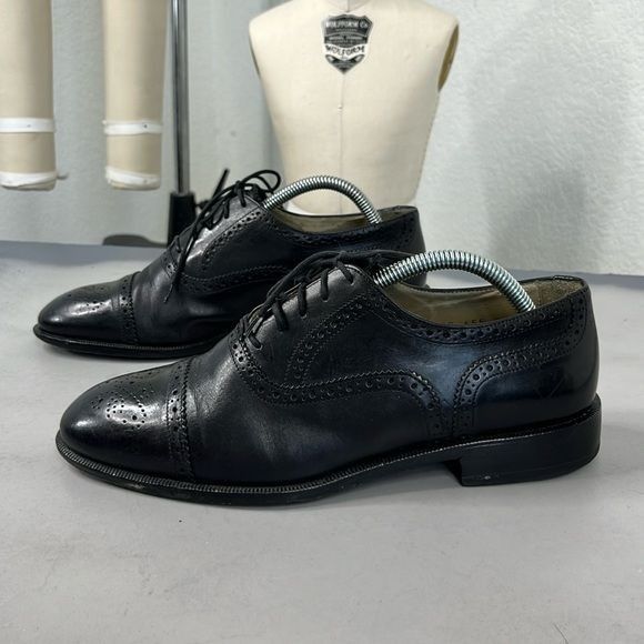 Giorgio Armani Wingtip Black Lace Up Dress Shoes 42
