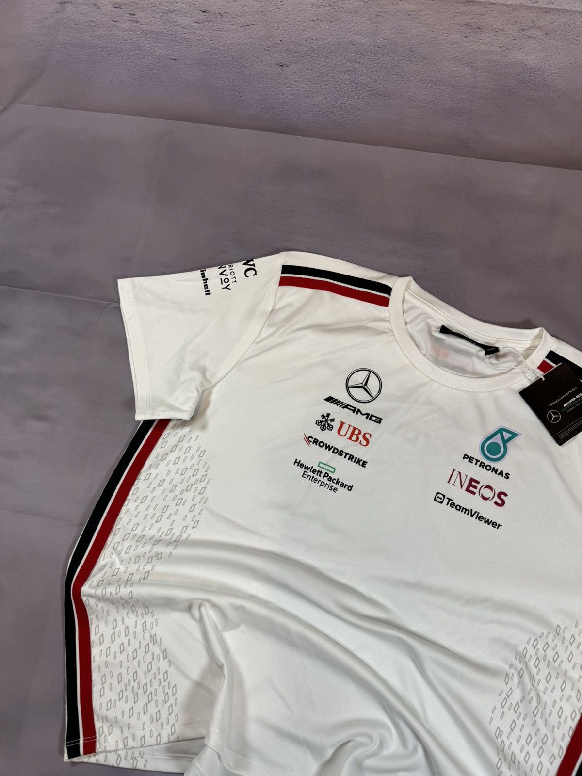 Formula 1 × Mercedes-Benz AMG Petronas Formula 1 Team Racing New T shirt Blokcore Size US XXL / EU 58 / 5 - 3 Thumbnail