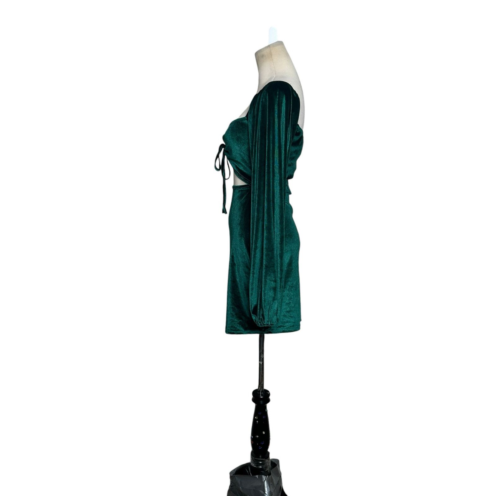 Shein Shein green velour front cut out mini dress size Small Size S / US 4 / IT 40 - 11 Thumbnail
