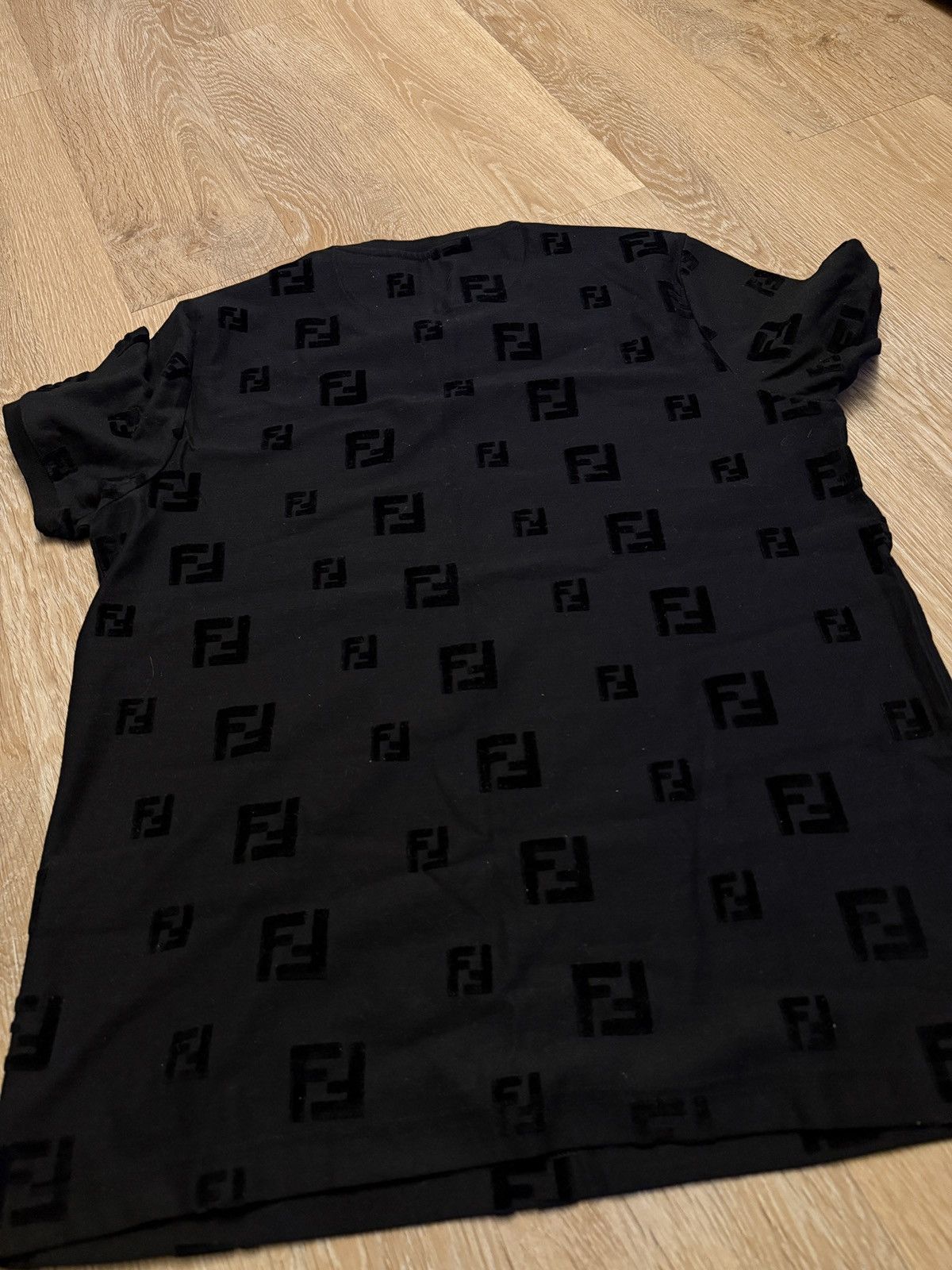 Fendi FENDI Logo T shirt Size US L / EU 52-54 / 3 - 7 Thumbnail