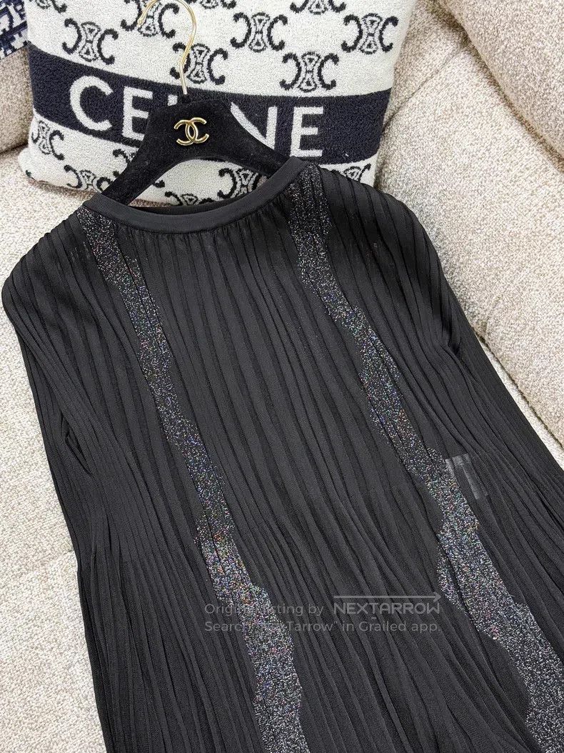 Chanel Chanel Pleated long-sleeved knitted pleated skirt dress Size XS / US 0-2 / IT 36-38 - 3 Thumbnail