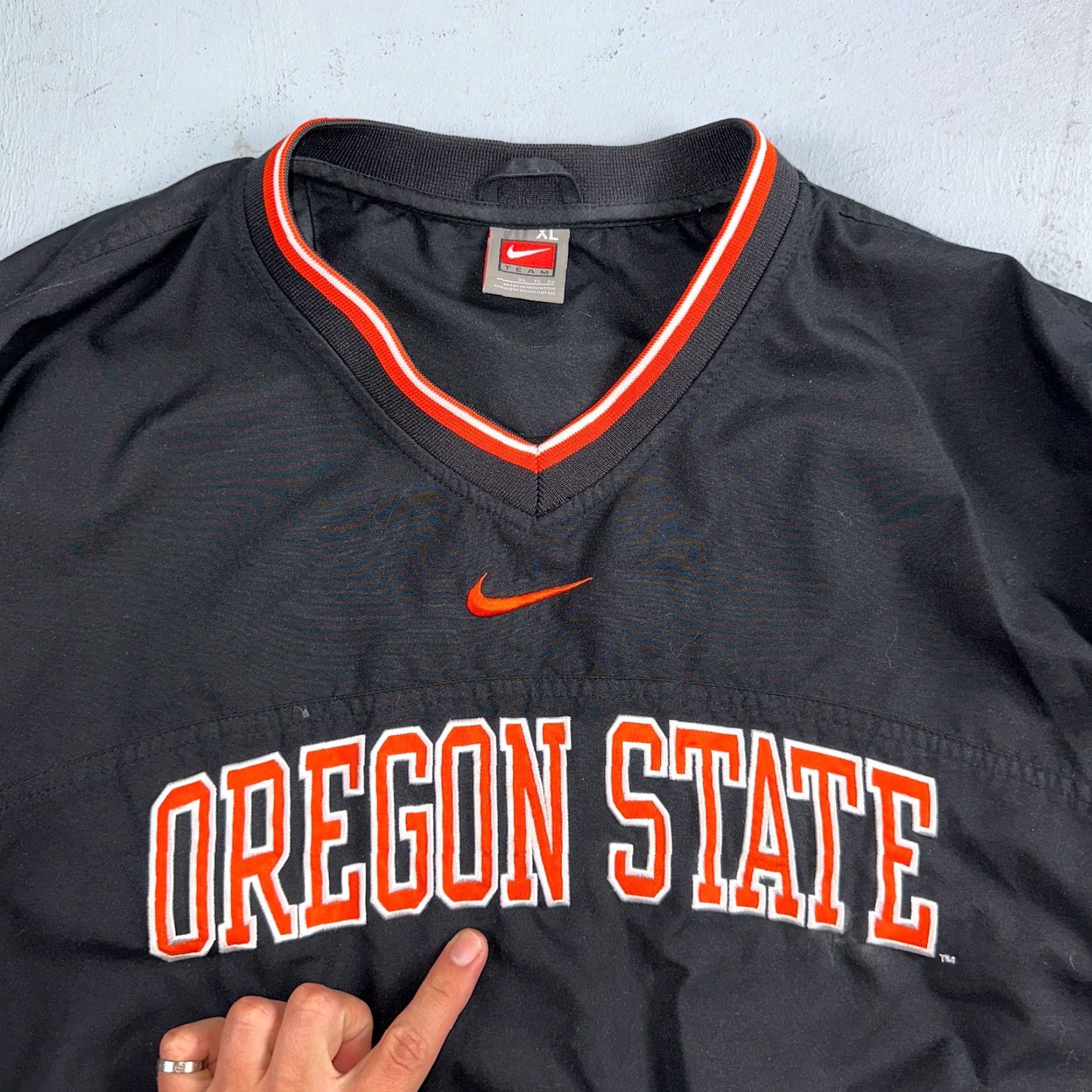Nike VINTAGE Nike Oregon State Pullover Men's XL Black Football Track Jacket OSU Activewear Size US XL / EU 56 / 4 - 2 Thumbnail