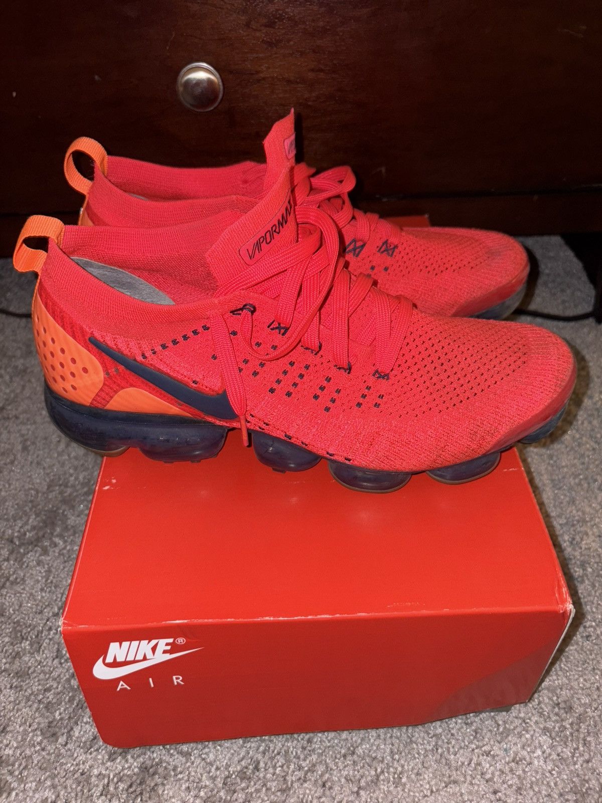 Nike Vapormax flyknit Size US 10 / EU 43 - 3 Thumbnail
