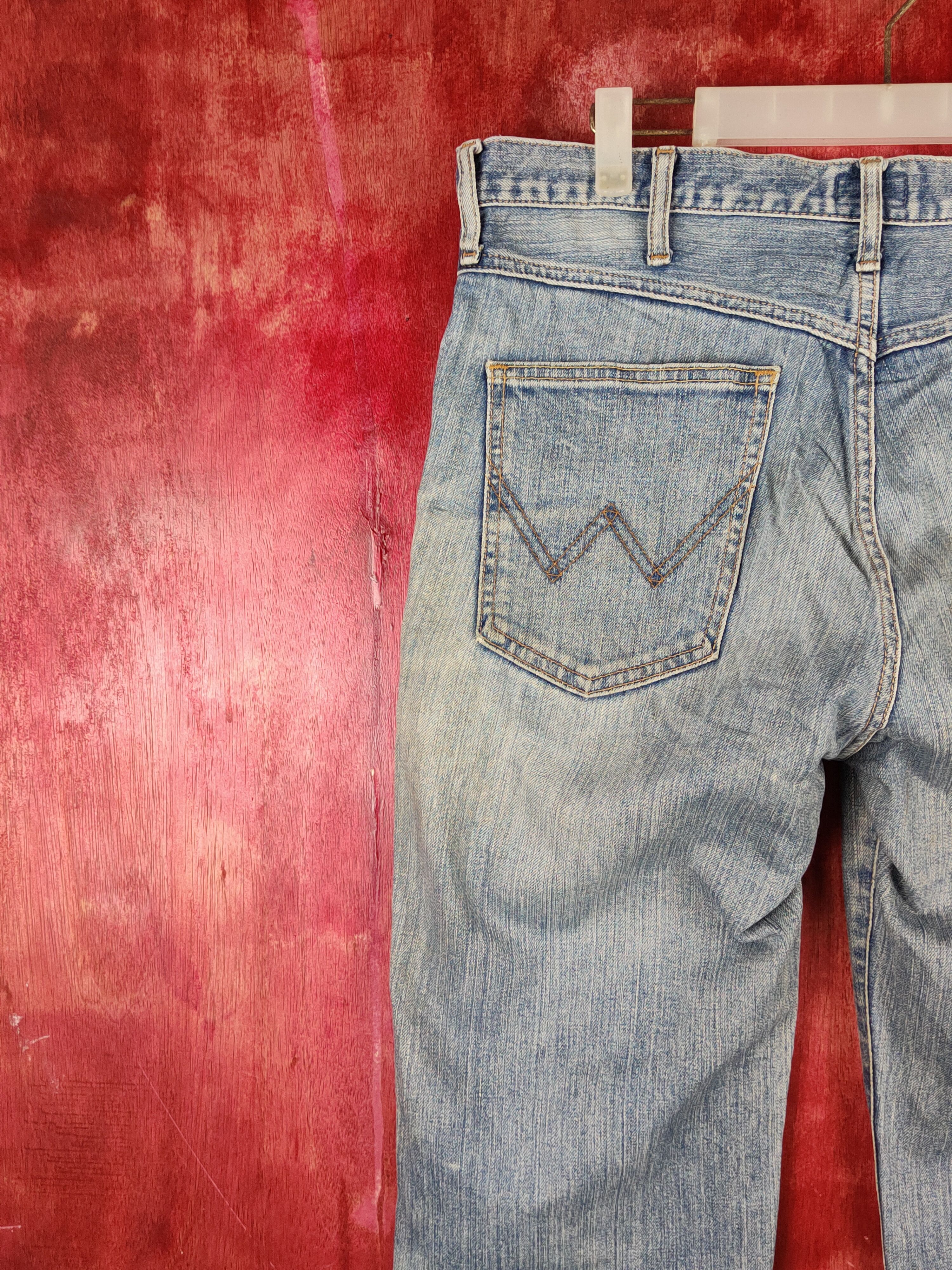 Japanese Brand Wrangler Blue Faded Distressed Ripped Jeans #S2202 Size US 33 - 10 Thumbnail