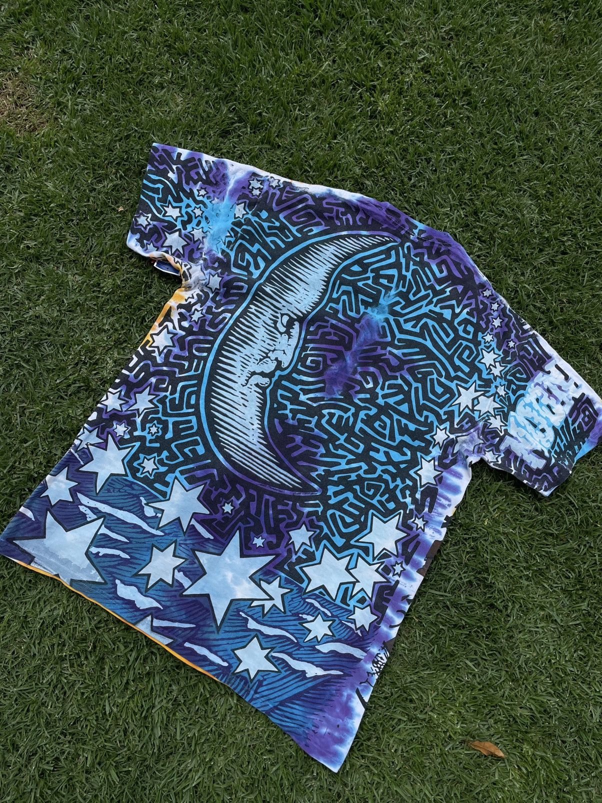 Liquid Blue 1992 Liquid Blue Sun&Moon AOP Size US L / EU 52-54 / 3 - 6 Thumbnail