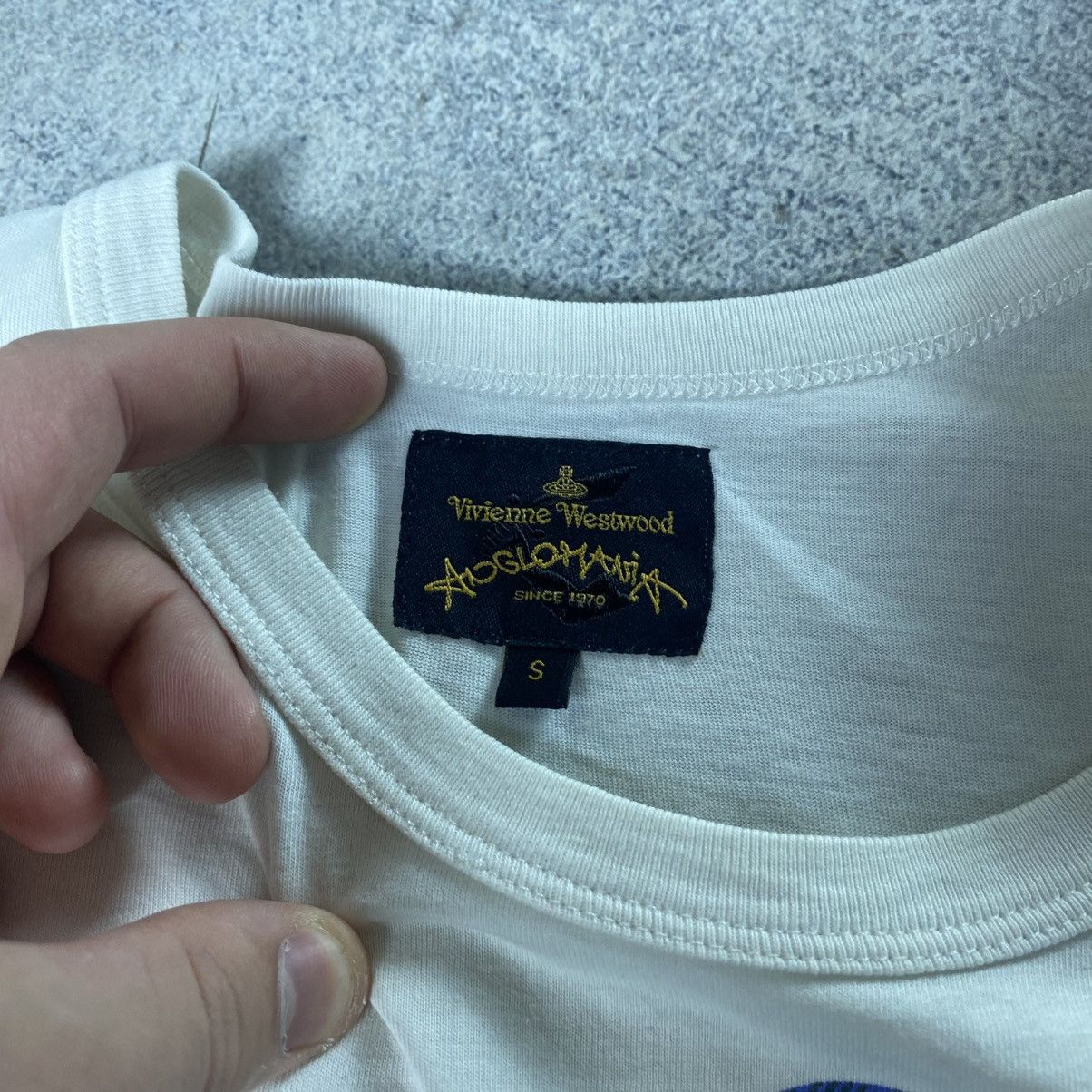 Vivienne Westwood Vivienne Westwood Big Logo T shirt Size US S / EU 44-46 / 1 - 7 Thumbnail