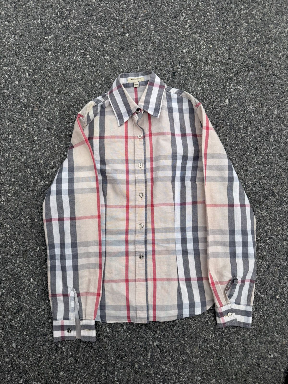 Burberry Burberry London Nova Check Button-Up Shirt Size M / US 6-8 / IT 42-44 - 1 Thumbnail