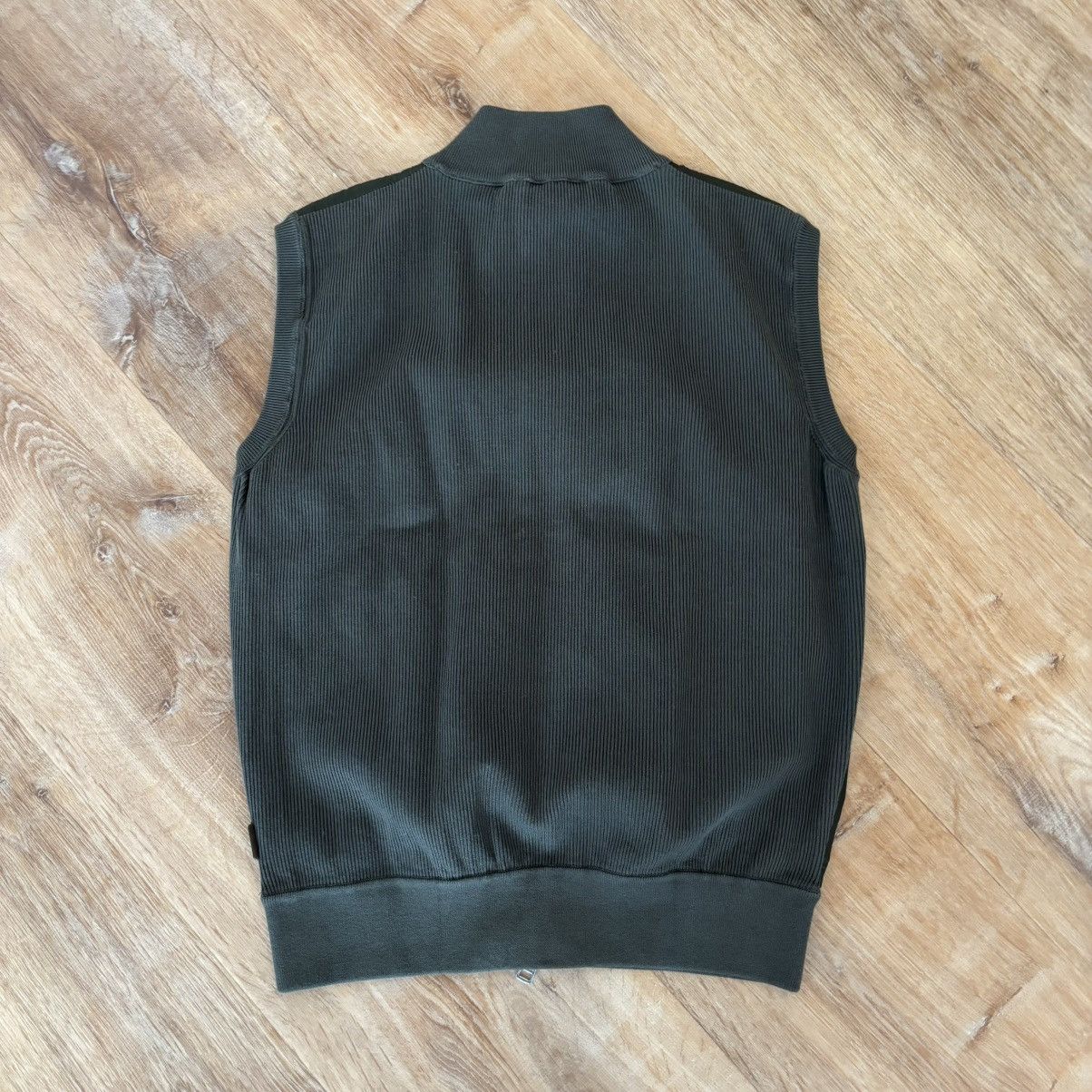 Moncler Moncler Khaki Womans Vest Size Medium Size M / US 6-8 / IT 42-44 - 2 Thumbnail